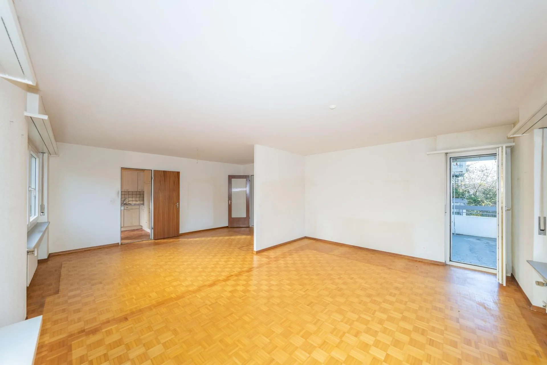 Charmante 3.5-Zimmer-Eigentumswohnung mit Balkon und Tiefgaragenplatz in Binningen