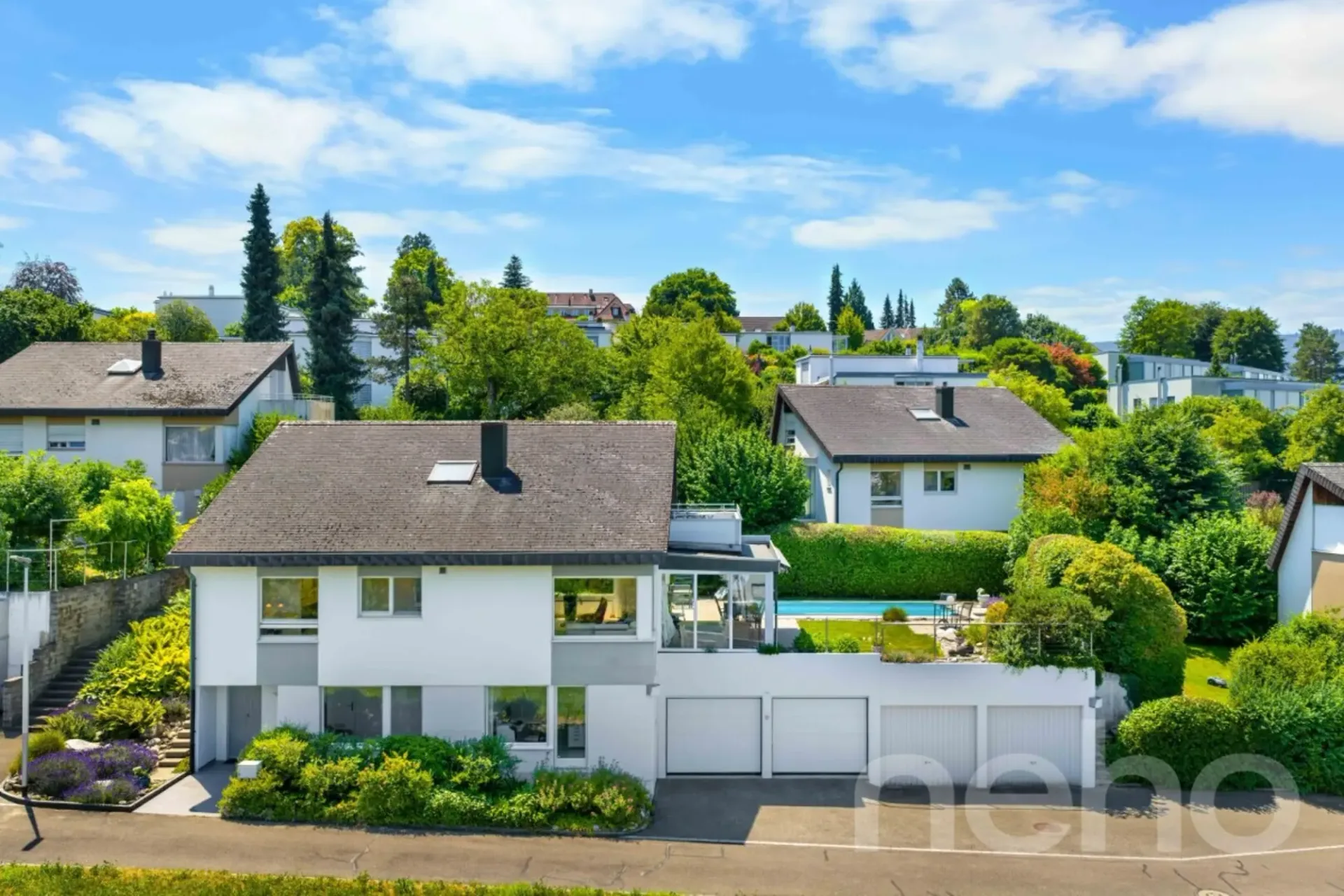 6-Zimmer Einfamilienhaus an ruhiger Sackgasse mit Aussenpool