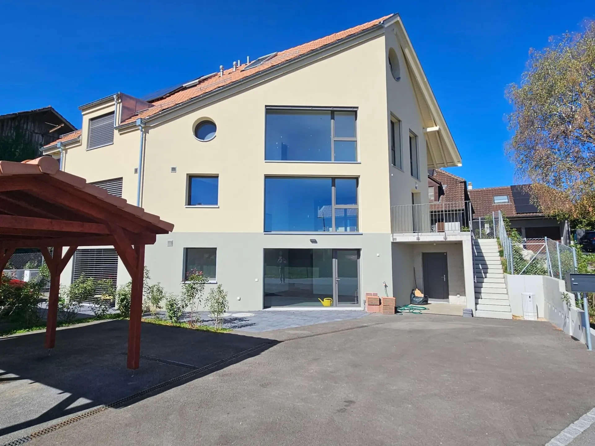 Villa mitoyenne neuve avec magnifique vue.