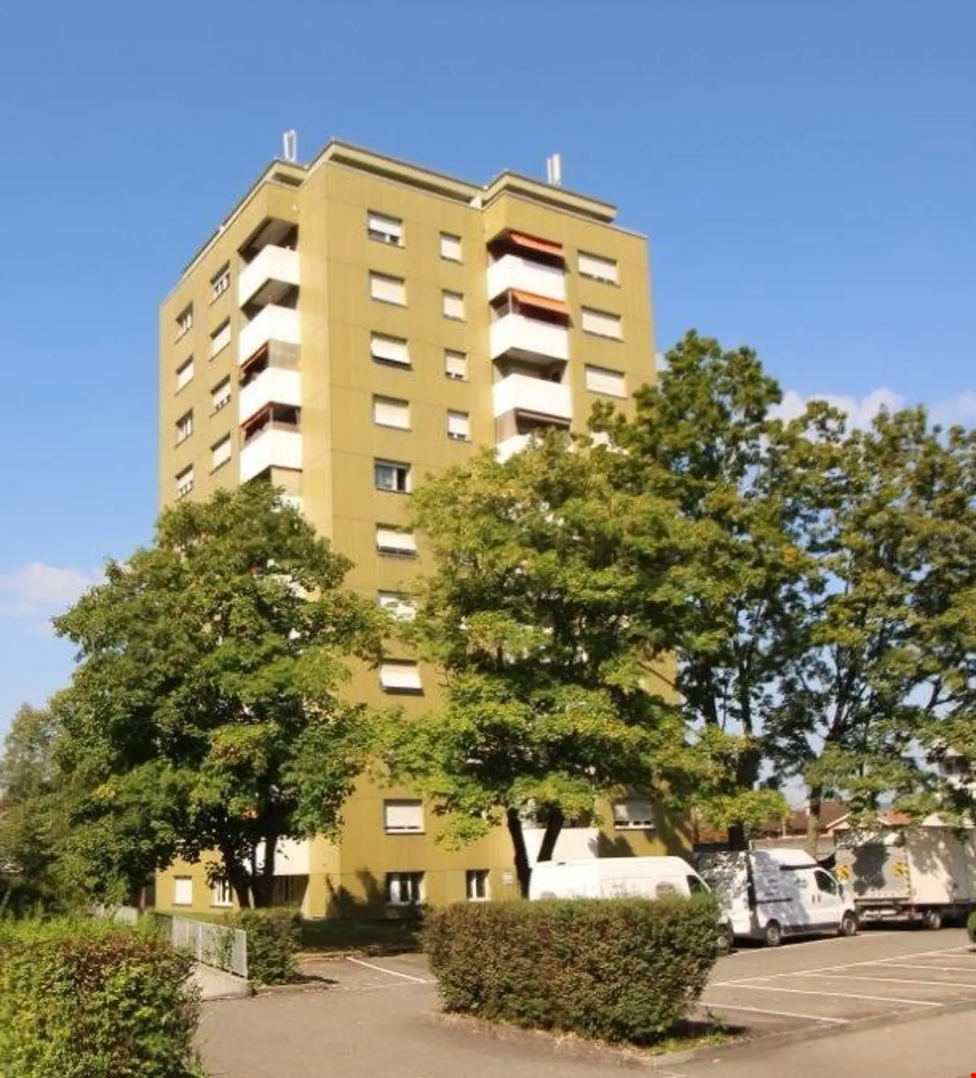 Attikawohnung mit grossem Balkon