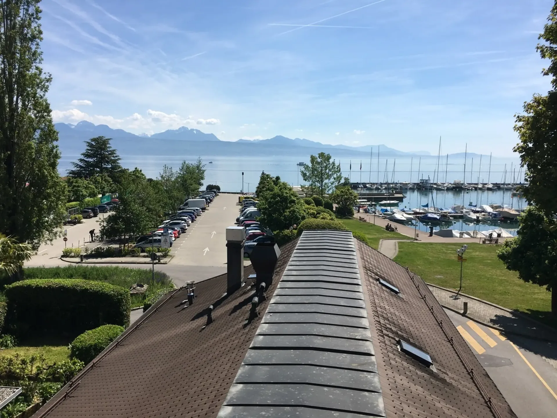 Schönes Doppelstockapartment mit atemberaubendem Blick auf den See