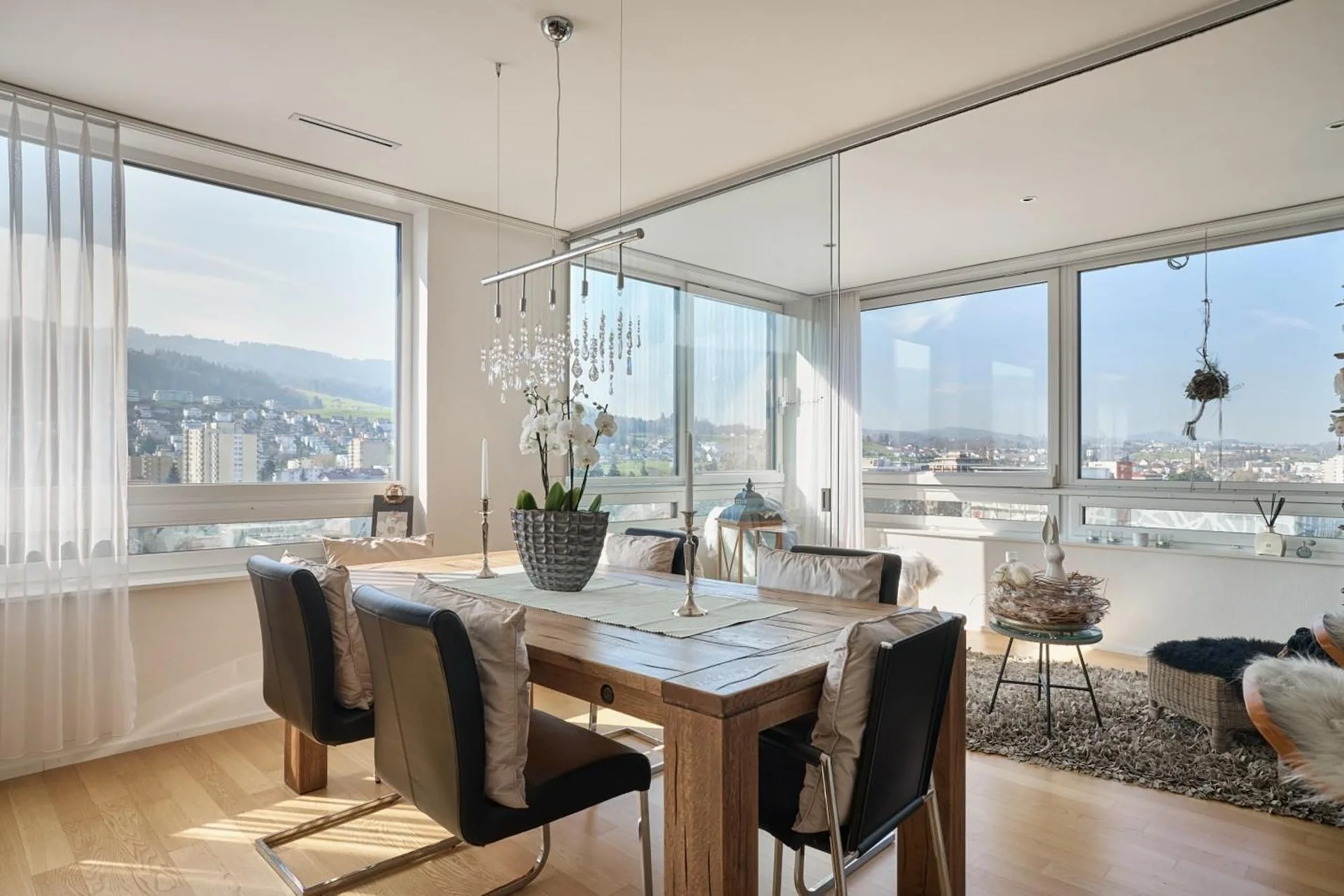 Wohnen mit Weitblick: 3.5-Zi. Wohnung mit Loggia nahe Bodensee