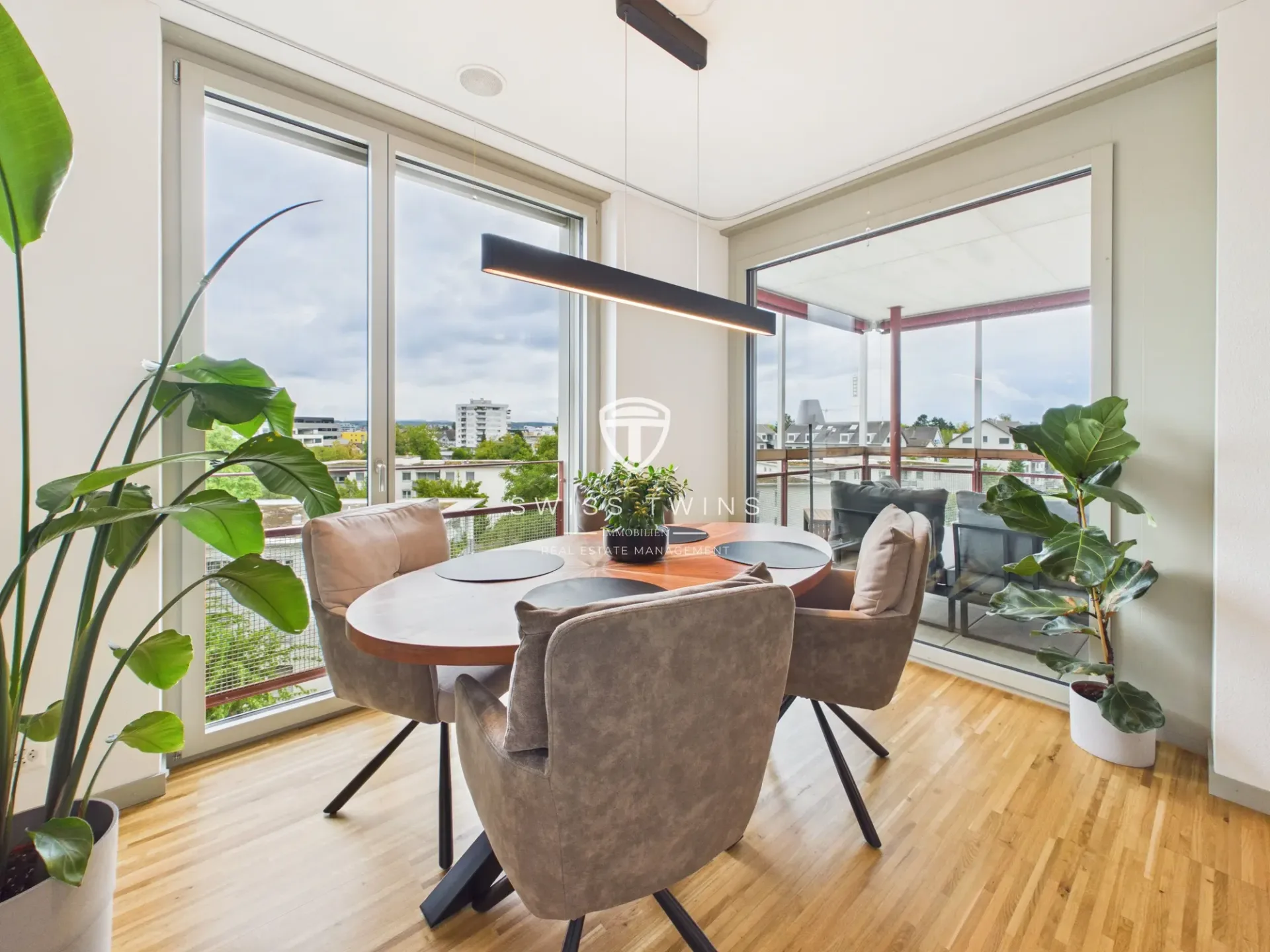 Appartement neuf de 3,5 pièces avec balcon à louer à Dübendorf
