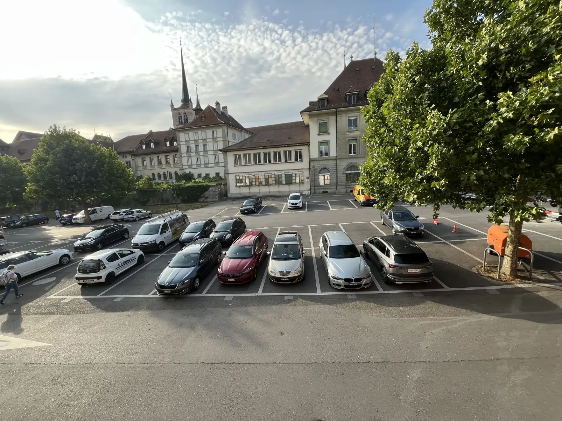 SEHR SCHÖNE GELEGENHEIT ZU NUTZEN !!!
