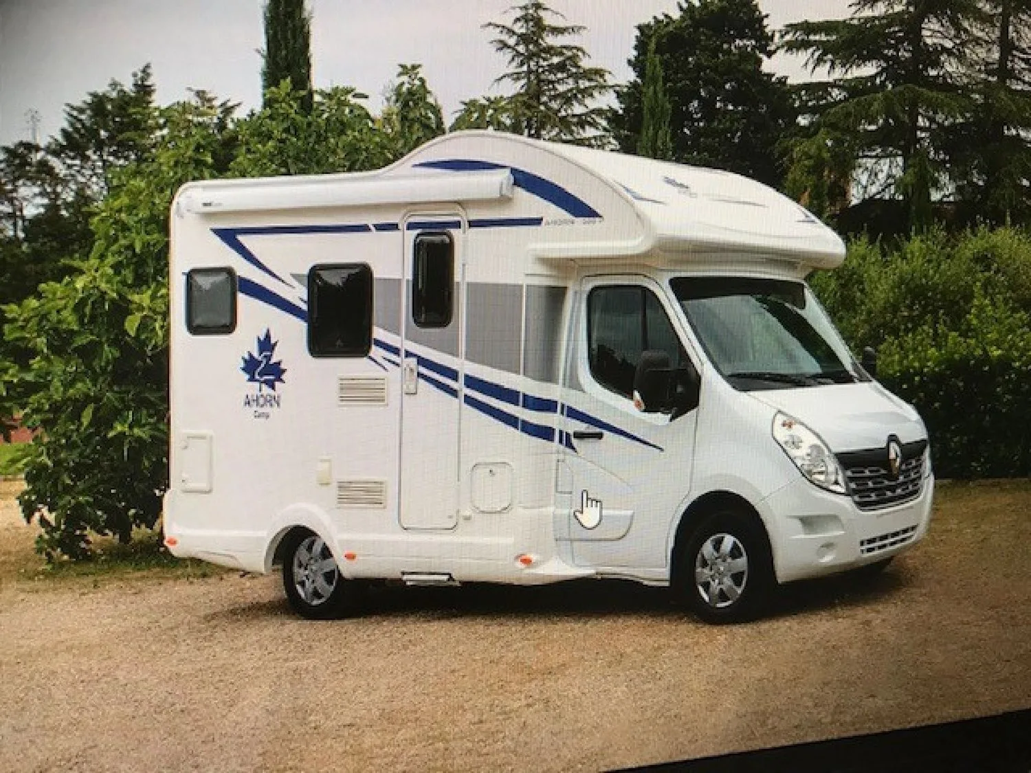 AUSSENABSTELLPLÄTZE FÜR WOHNWAGEN, WOHNMOBILE & ANHÄNGER - VILLMERGEN