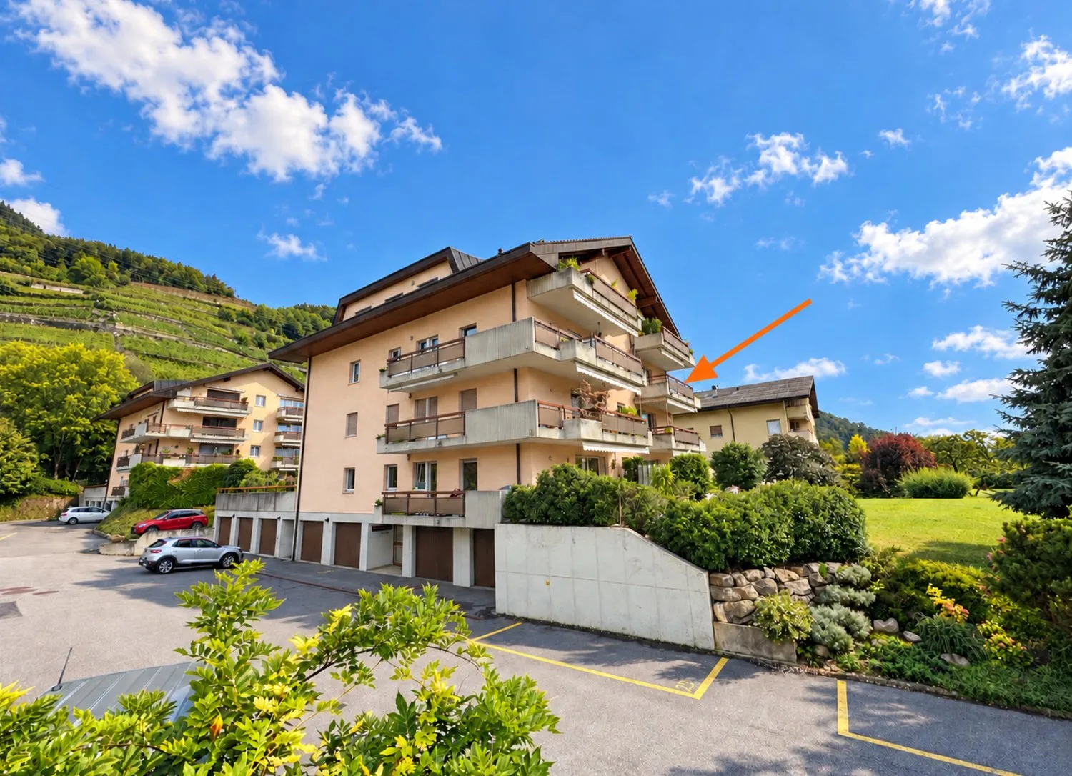 Appartement de 3,5 pièces avec balcon à Ollon