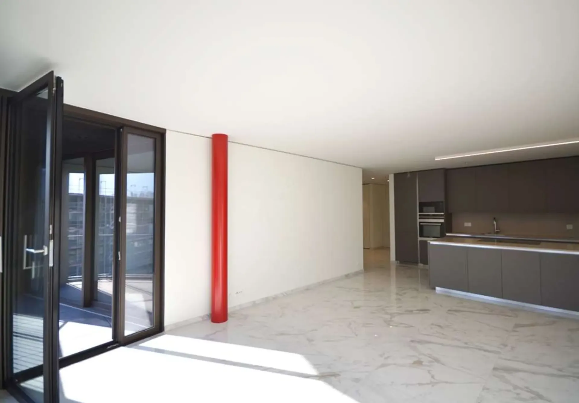 Appartement de luxe de 2,5 pièces immergé dans la verdure à Sorengo