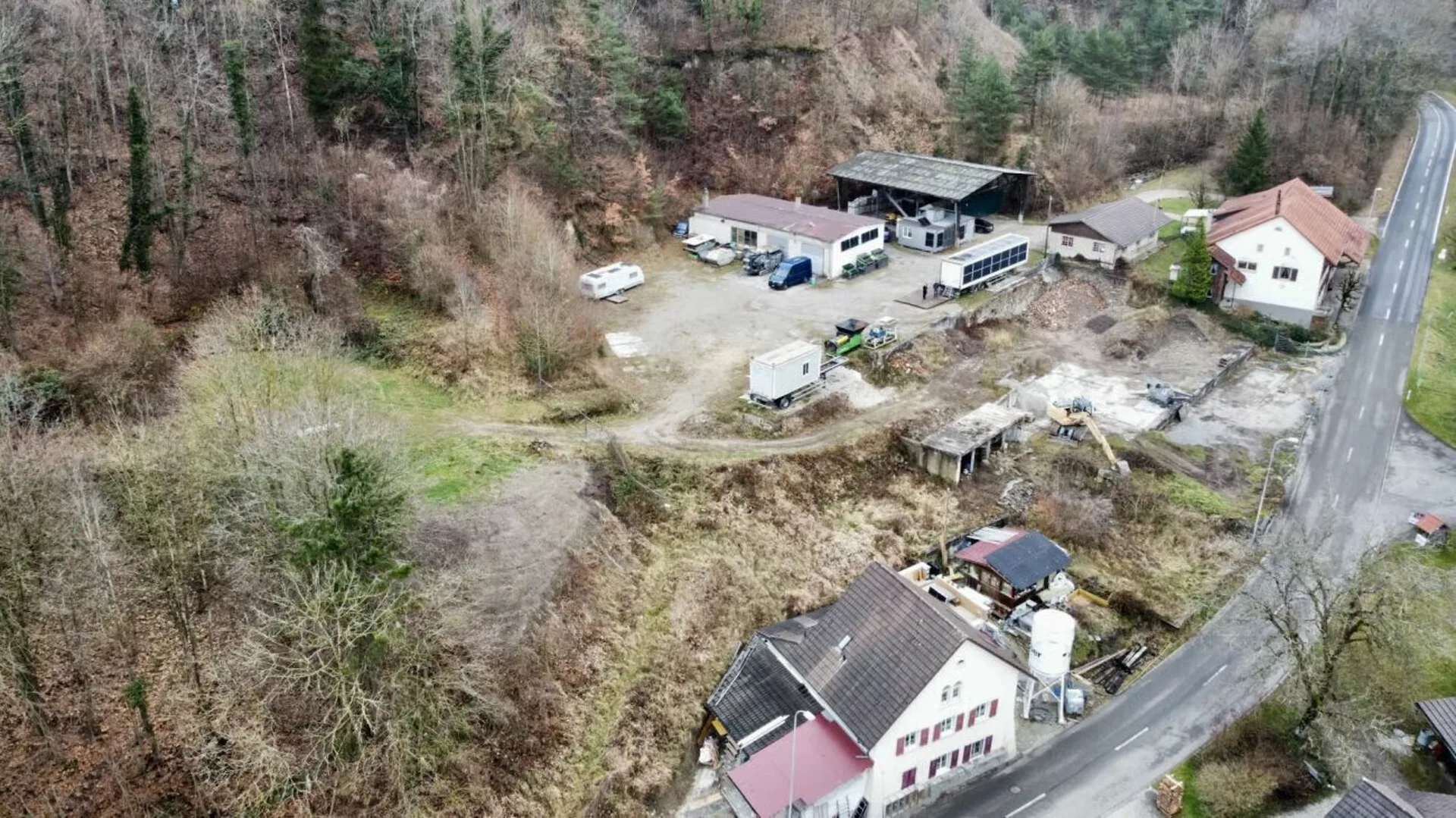Investoren aufgepasst: 7'833 m² Gewerbebauland mit exklusiven Wasserrechten