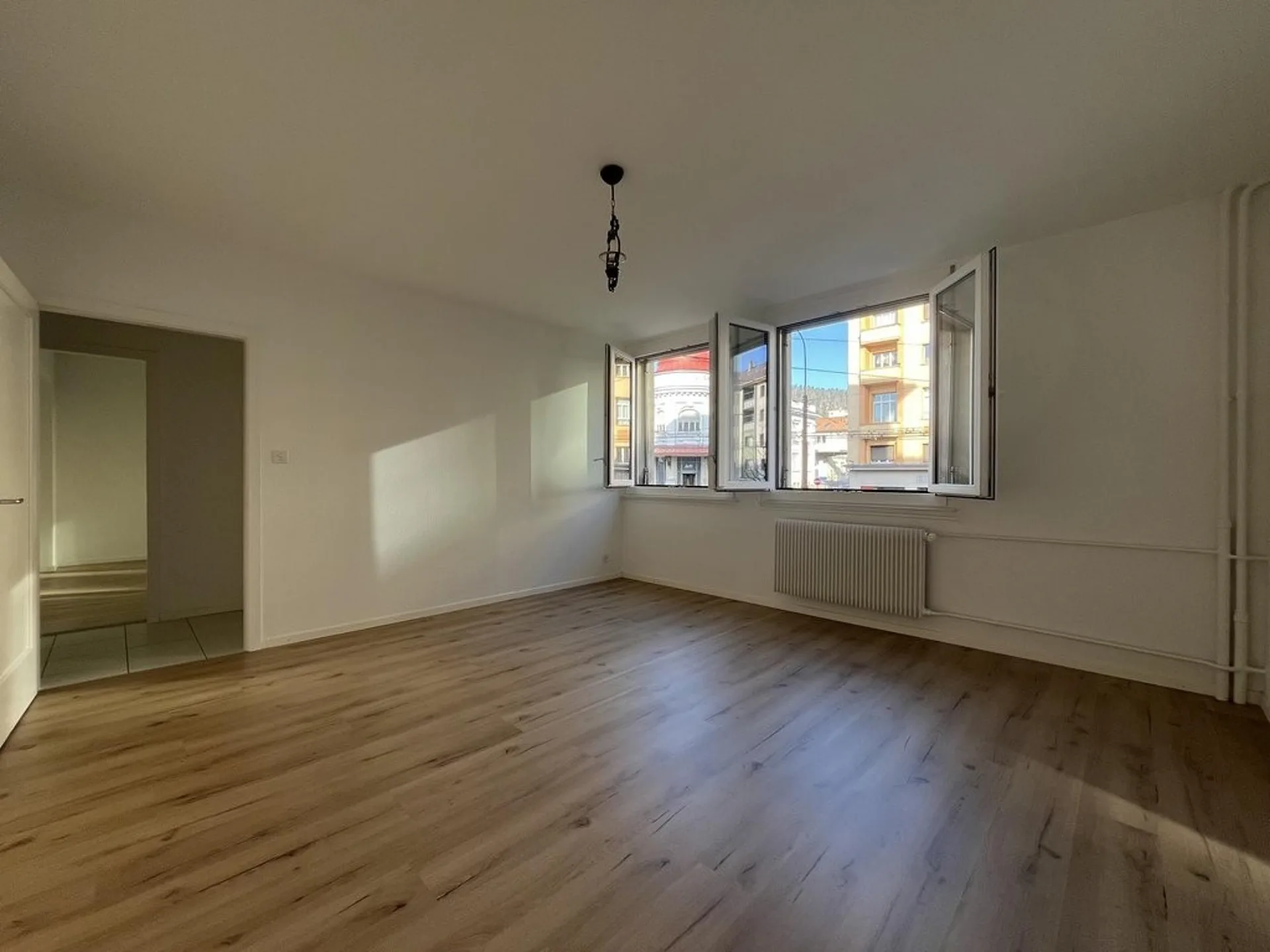 A nice 3.5-room apartment for rent near the train station