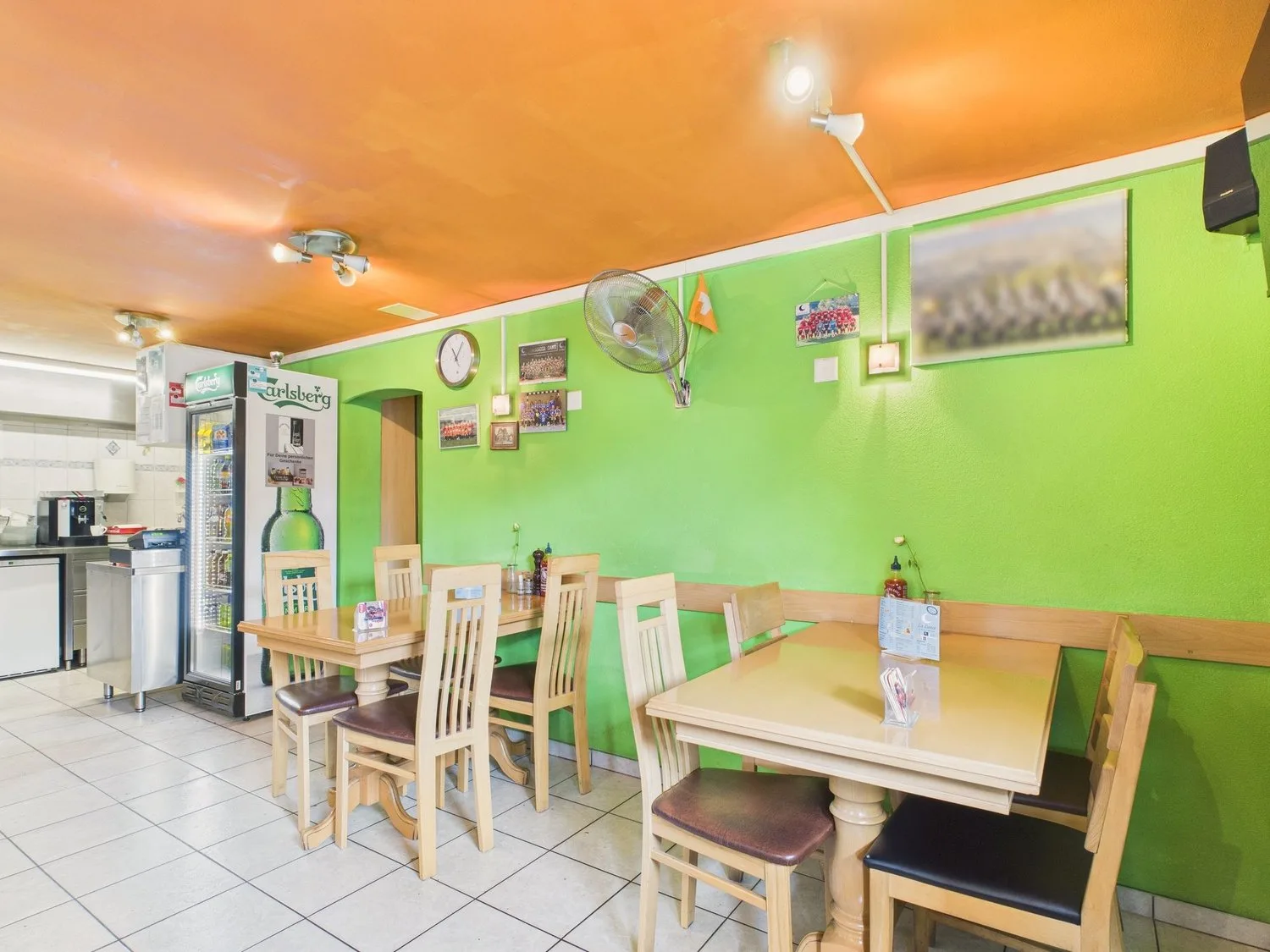 Maison à deux familles avec appartement 3,5 pièces et espace commercial (kebab) au rez-de-chaussée