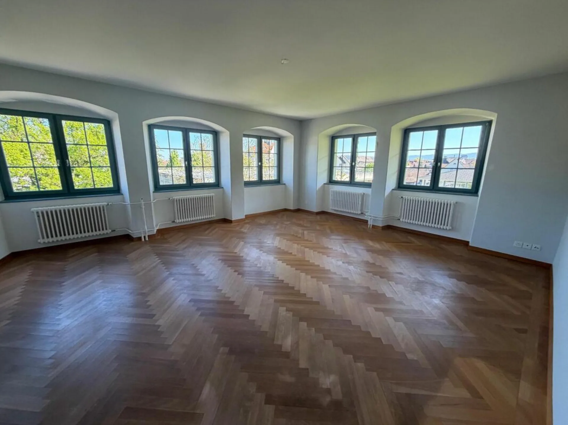 7-Zimmer Wohnung, Wohnerlebnis auf 182 m2!