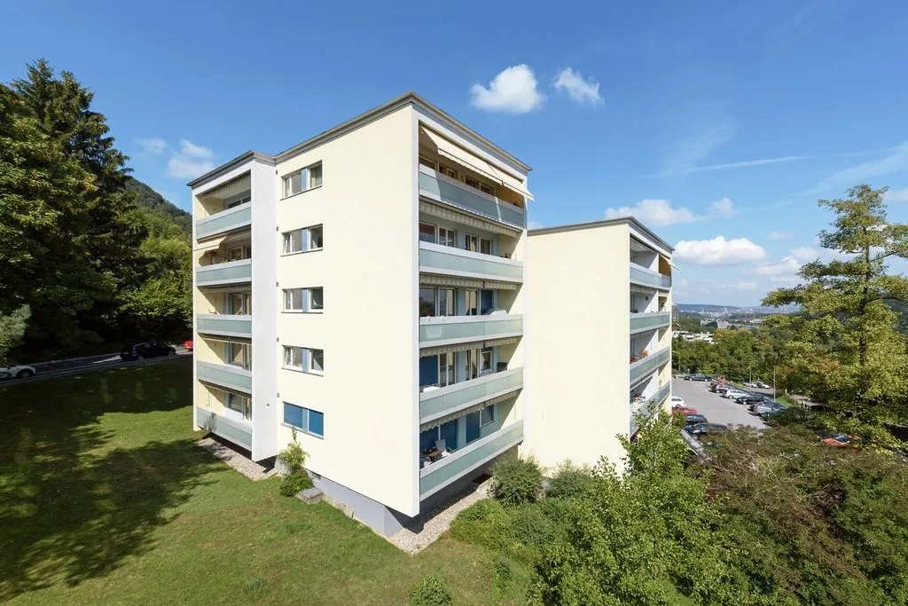 Aussenabstellplatz in Adliswil