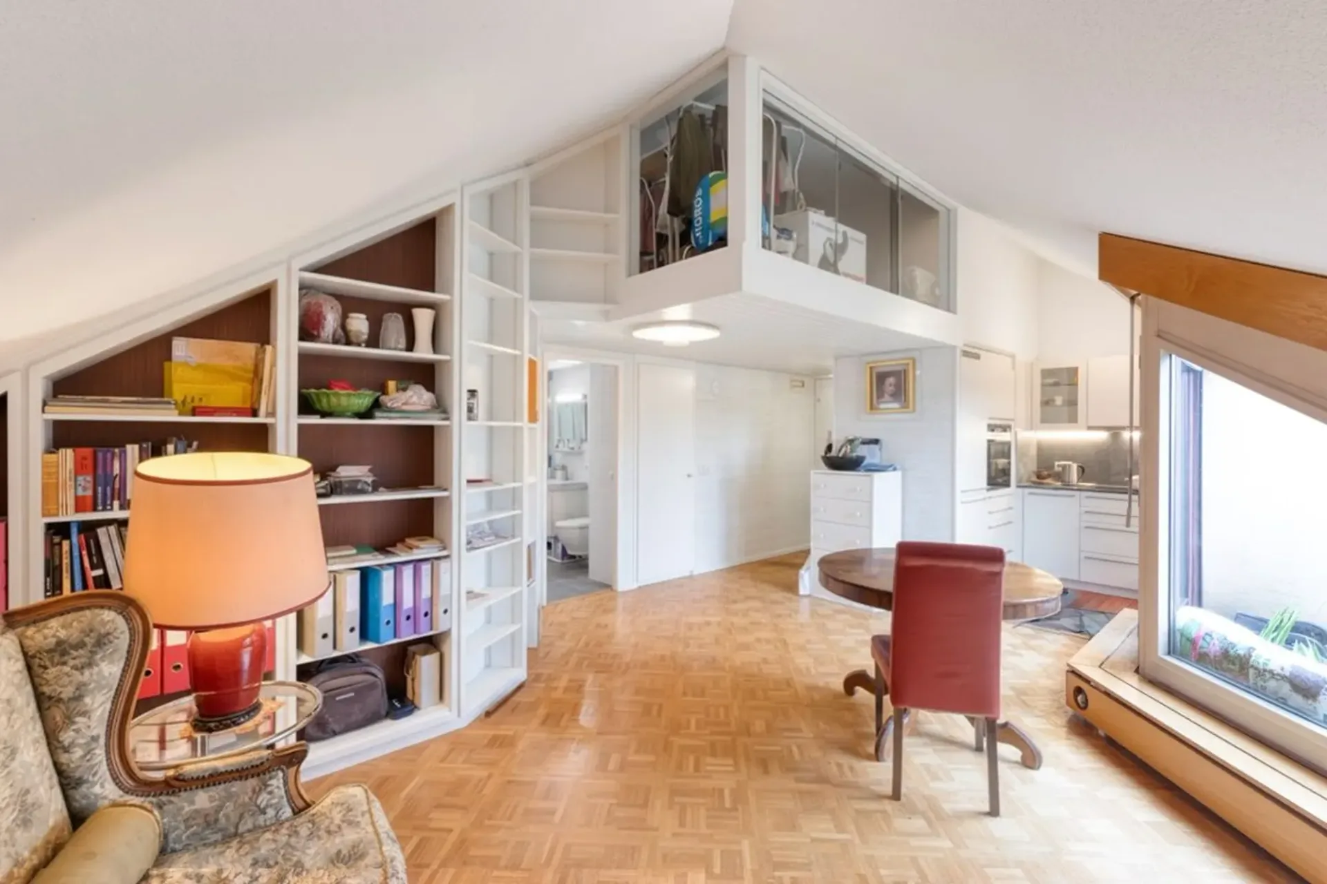 Duplex mit Charakter, Balkon, Dachgeschoss und seltenem Charme