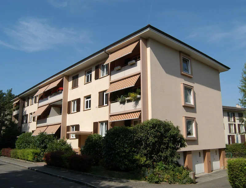 EINZELGARAGEBOX IN ALLSCHWIL