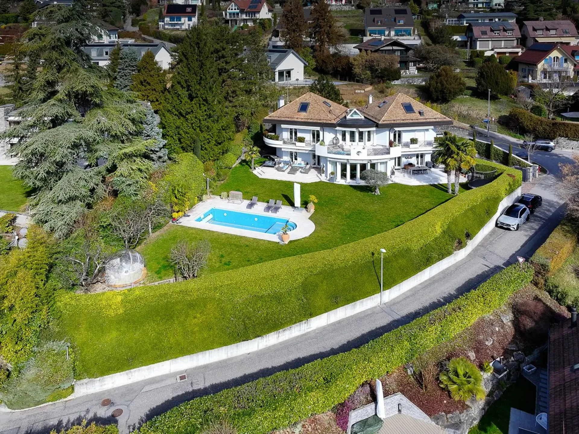 Prächtige Villa mit atemberaubendem Blick auf die Höhen von Montreux