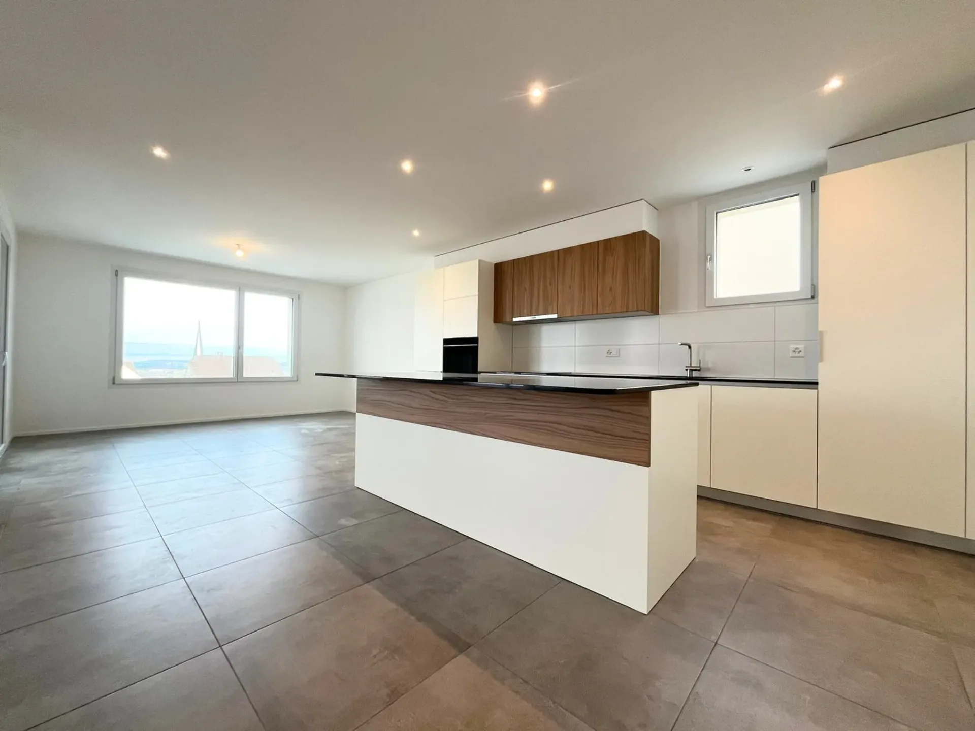 Prachtvolle 4,5-Zimmer-Wohnung mit großer Terrasse und Aussicht