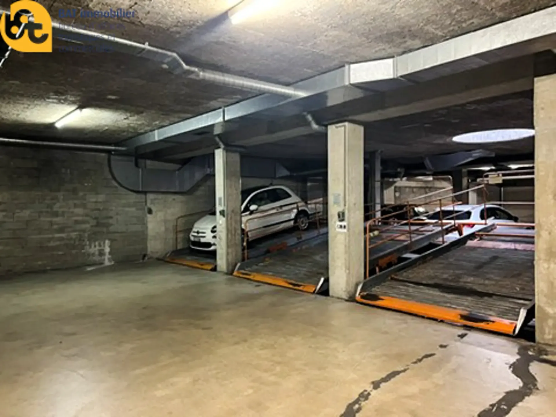 Parkplatz mit Lift in Sierre