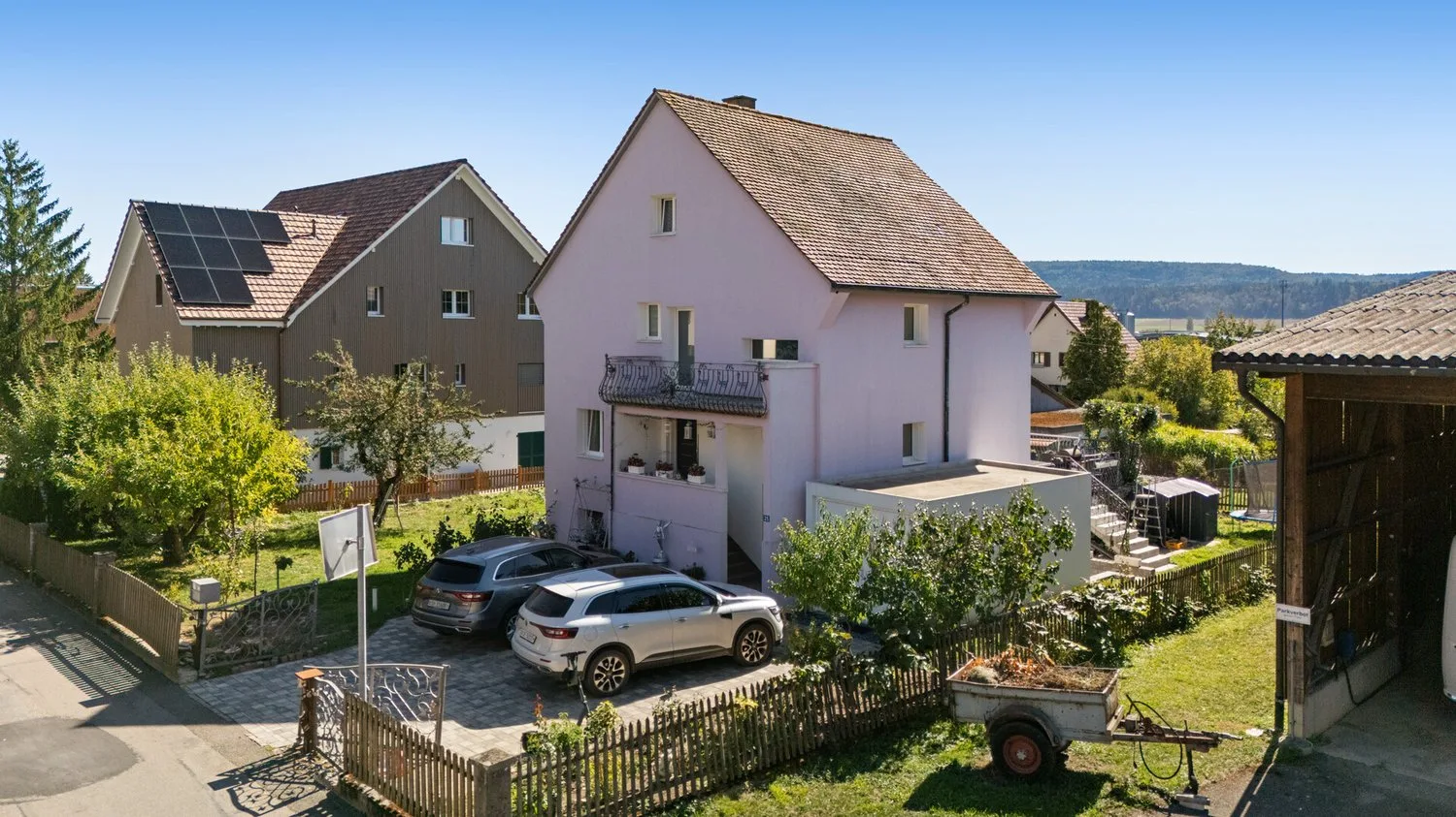 Raum und Weitsicht - Freistehendes 5.5-Zimmer-EFH mit Einliegerwohnung