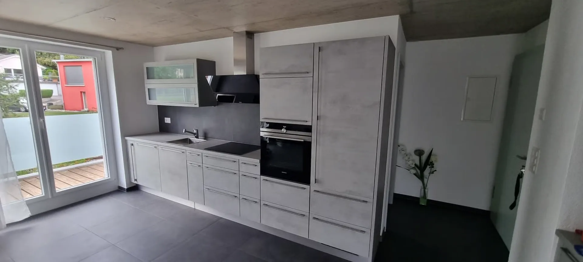 Dachgeschoss mit 3.5 Zimmern und Terrasse