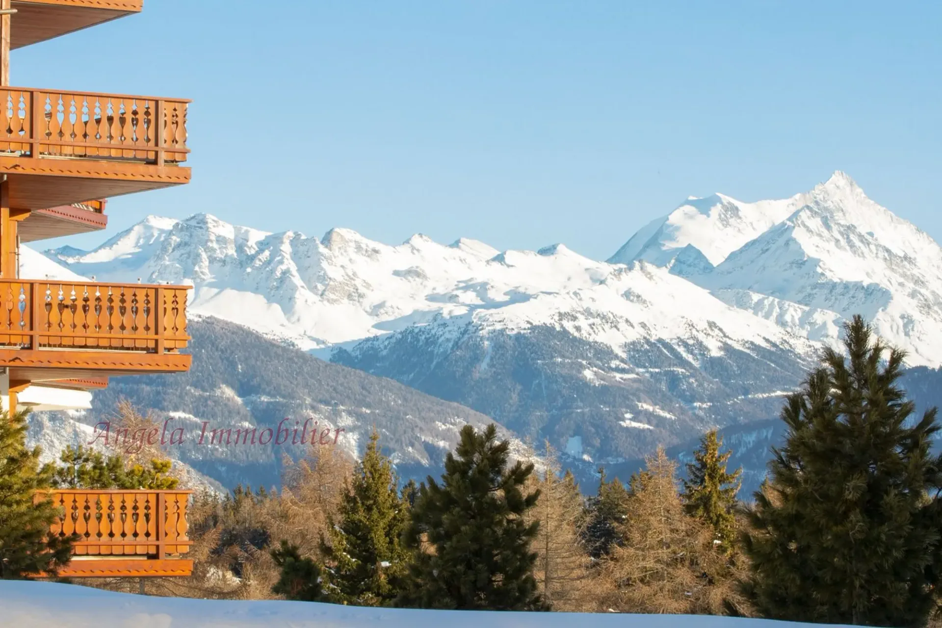 Stunning 3-Bedroom Apartment in the centre of Crans-Montana with SPA facilities