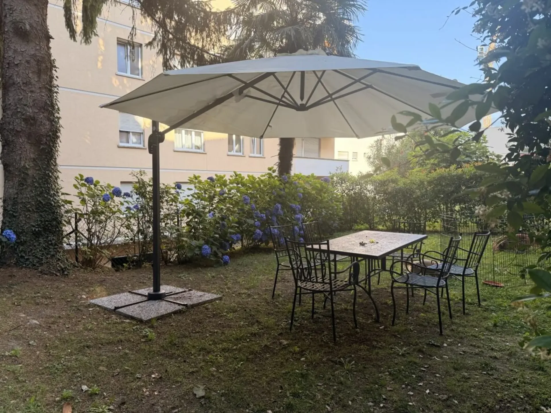 MASSAGNO - 3,5 ZIMMER FEIN RENOVIERTE - PRIVATER GARTEN