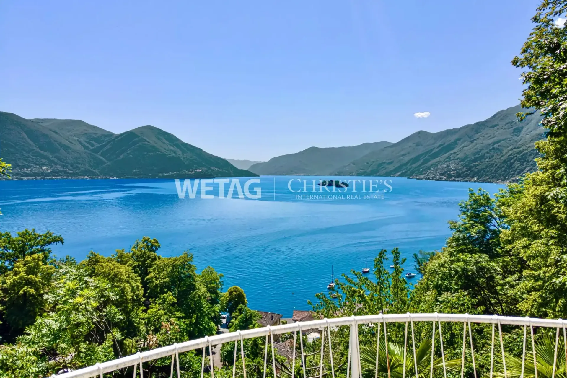 Zu renovierende Villa in spektakulärer Lage mit Panoramablick auf den See in Ascona zu verkaufen