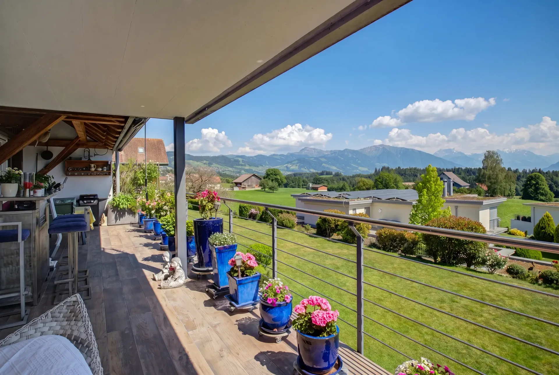 A PRIME SEAT WITH A PANORAMIC VIEW IN St. Gallenkappel