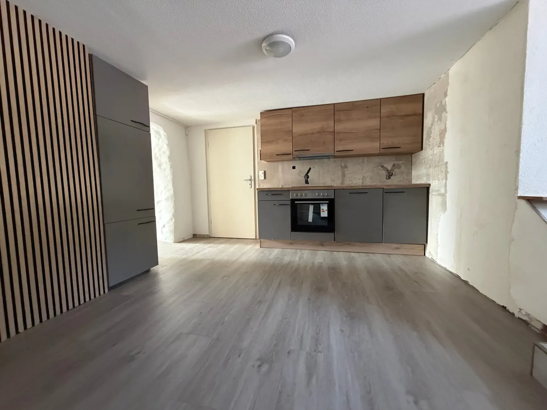 Charmant appartement 2.5 pièces dans un immeuble ancien au rez-de-chaussée à Hägendorf