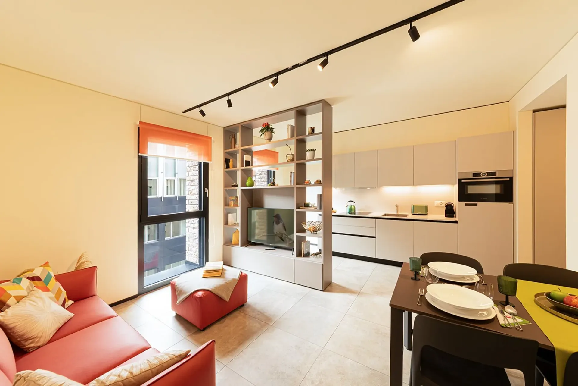 LUGANO ZENTRUM - 2.5-ZIMMER-WOHNUNG ZU VERMIETEN, MOBILIERT