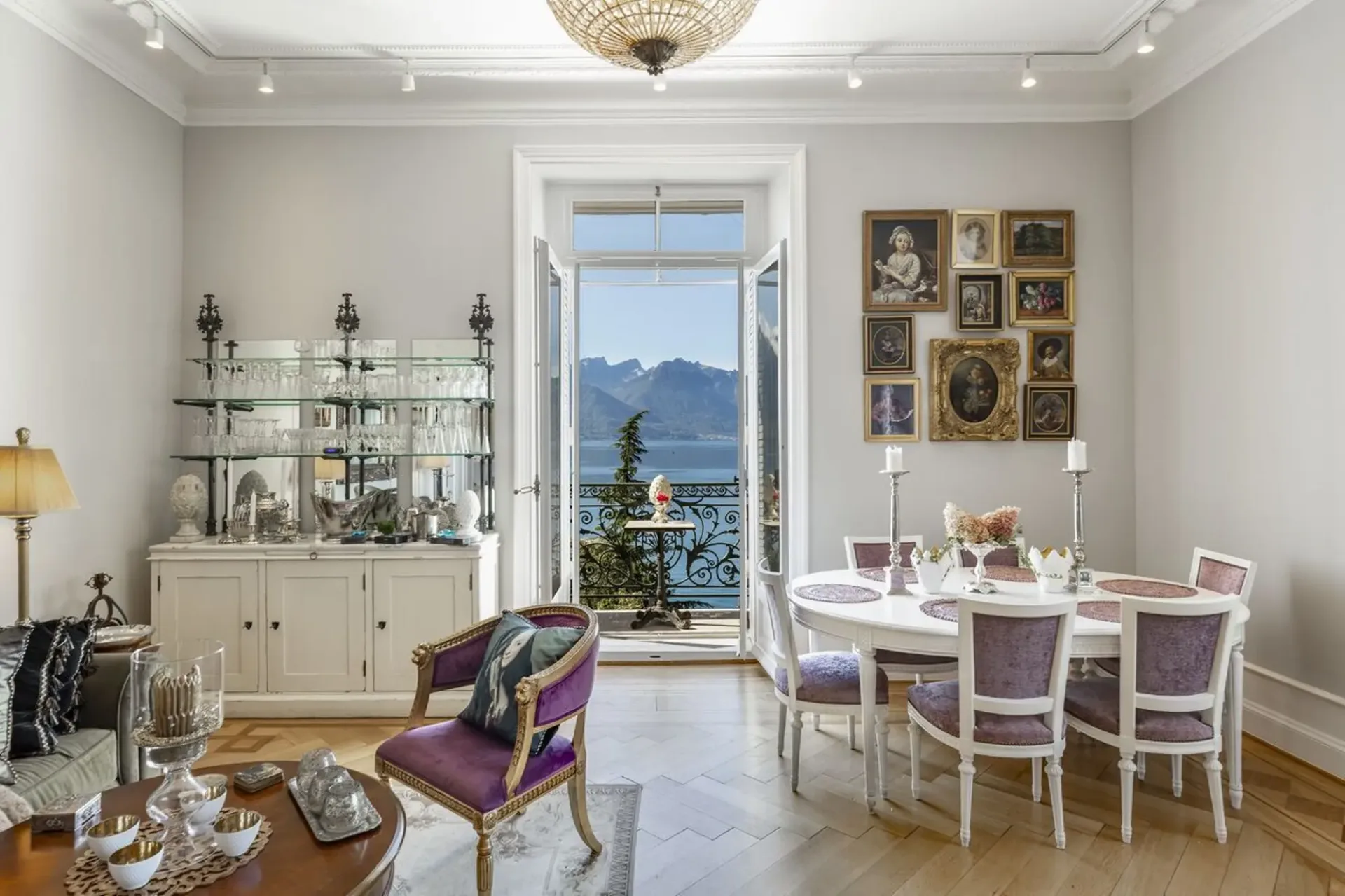 Appartement de style dans un immeuble Belle-Epoque