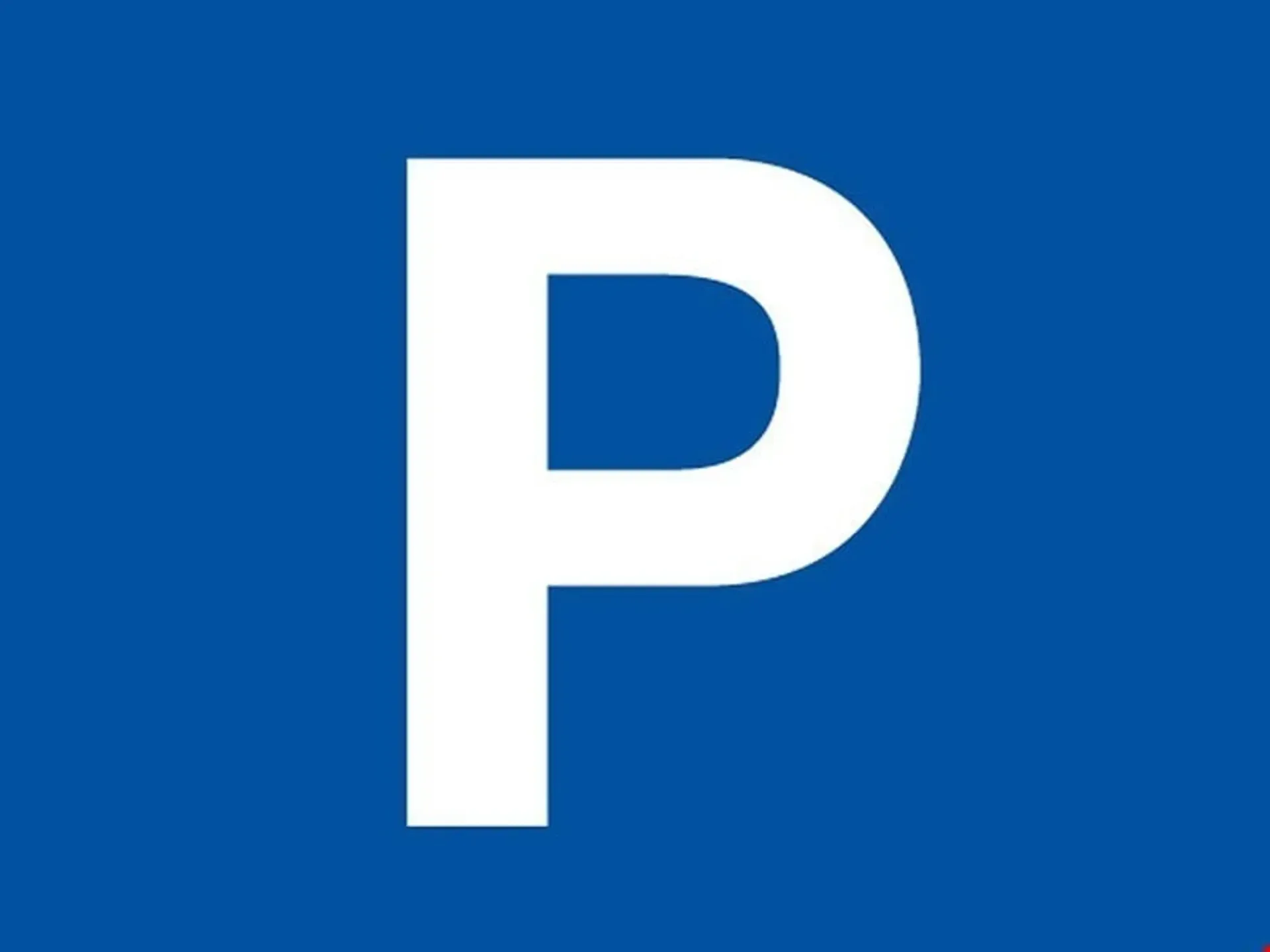 Einstellhallenplatz für Kleinfahrzeug ab sofort zu vermieten!
