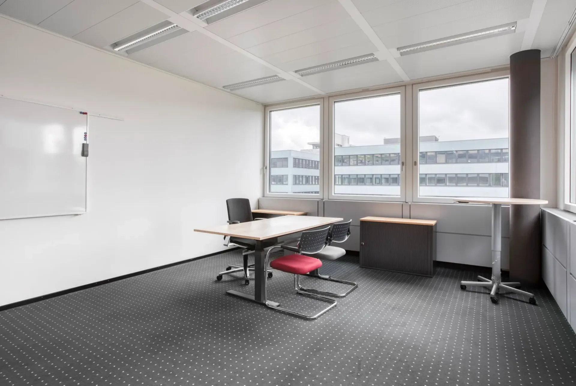 Privater Büroraum für 1 in Regus Dammstrasse
