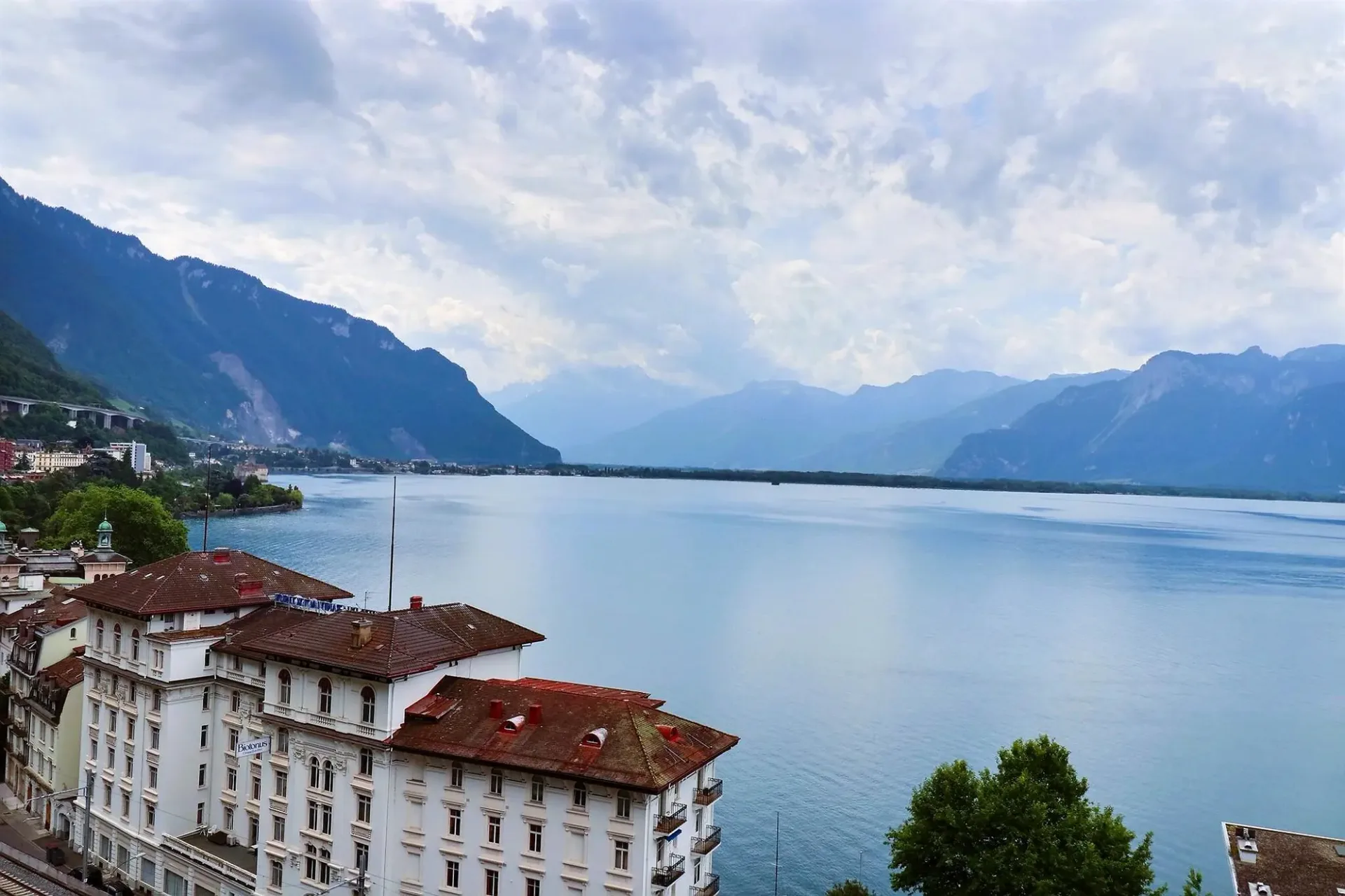 Superbes Apartment im Viager besetzt ohne Rente Ausnahmeblick auf den See in Territet (VD)