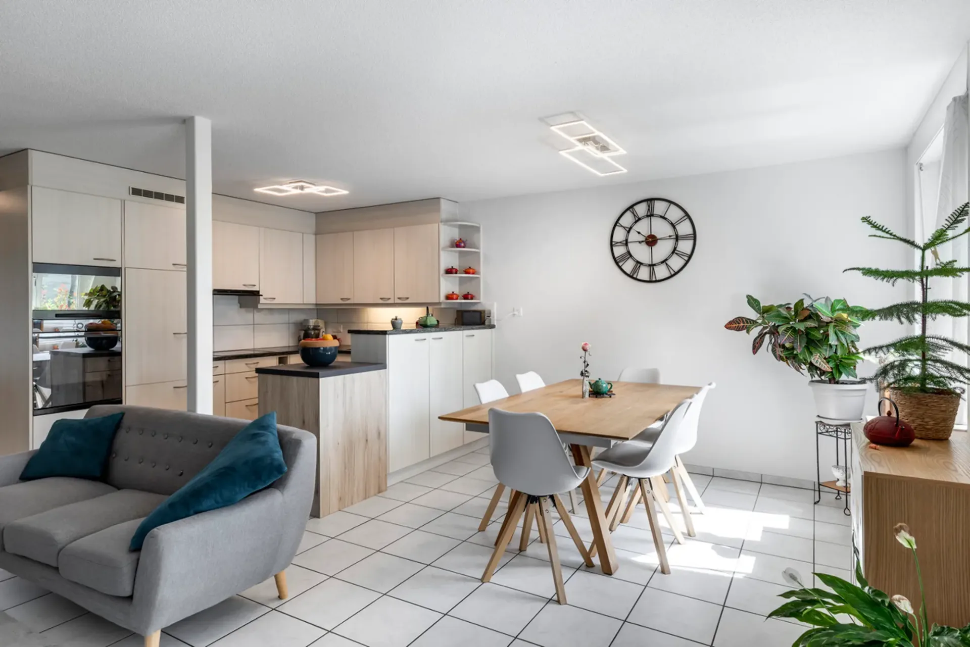 3.5 pièces au calme avec espaces extérieurs - entre Fribourg et Berne