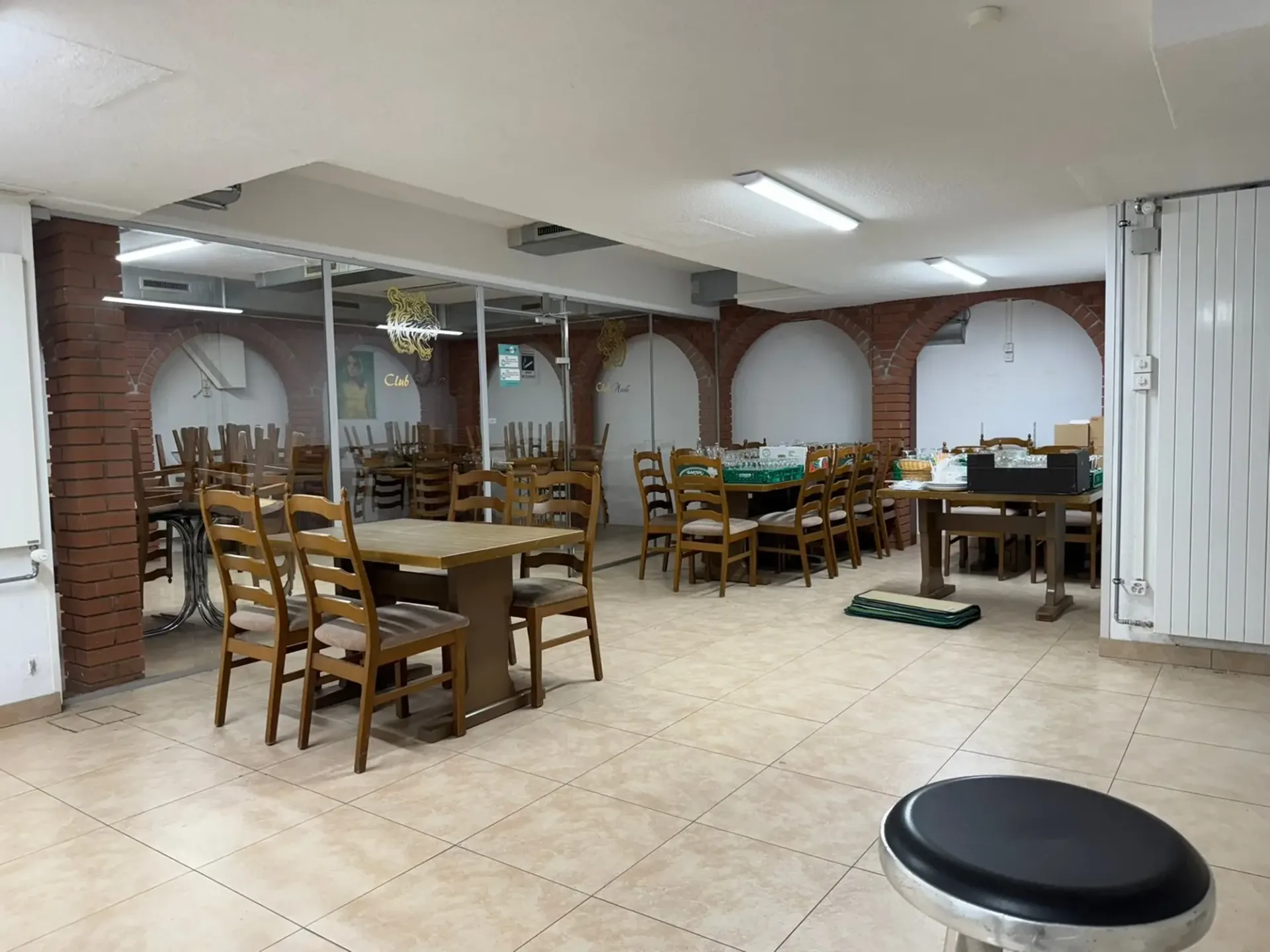 Ideal für Shisha-Bar, Vereinslokal, private Events, Coiffeur uvm!