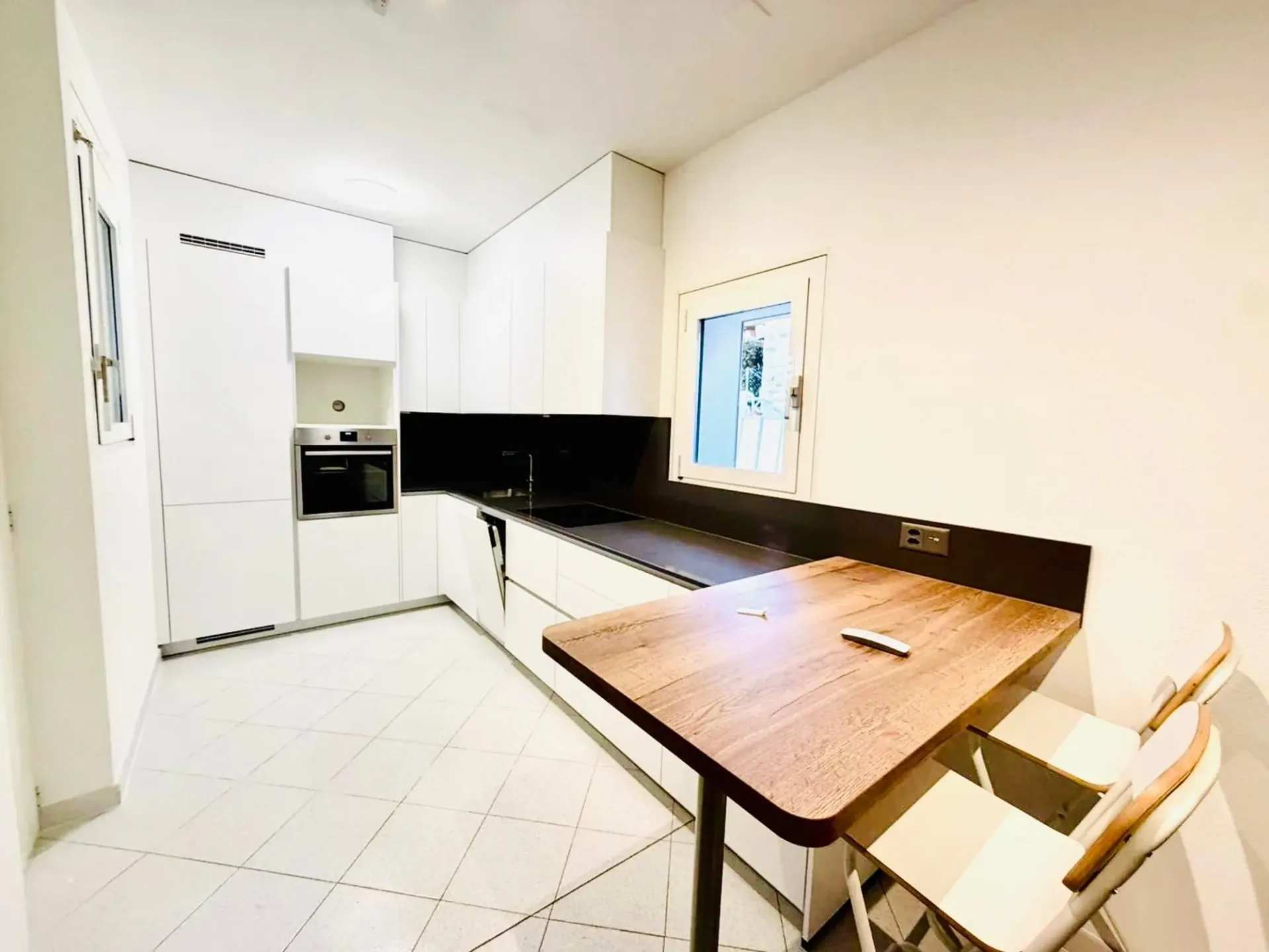 Faszinierendes Duplex-Eigentum mit 2 Räumen, Garten und Pauschalspesen