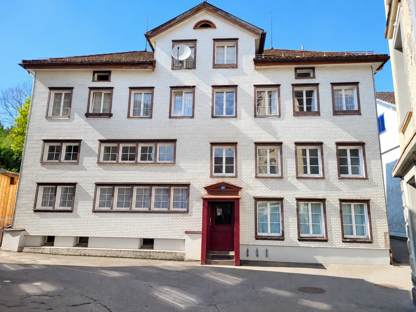 Bright 2.5-room apartment in Bühler – available immediately