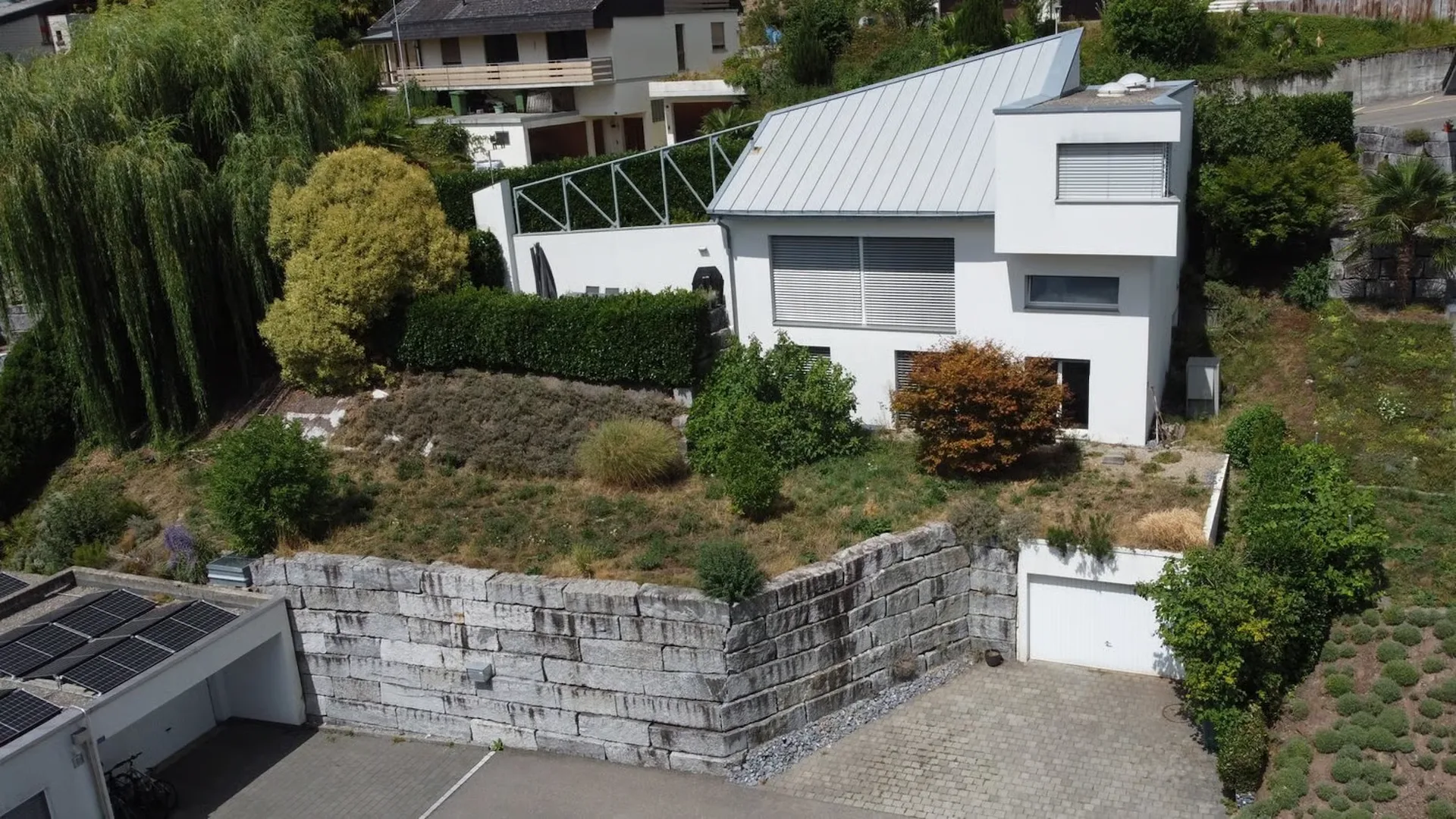 Design-Haus mit herrlicher Fernsicht!