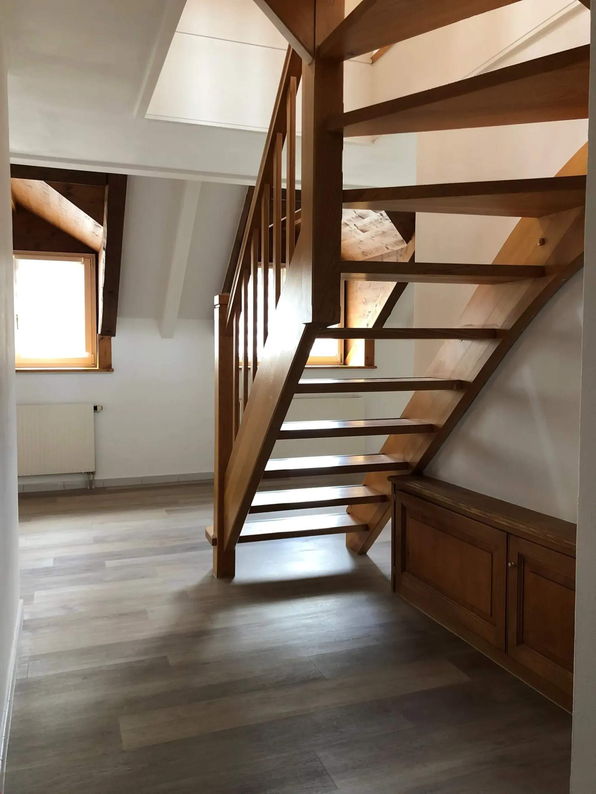 Großes 3.5-Zimmer-Duplex in der Nähe aller Annehmlichkeiten