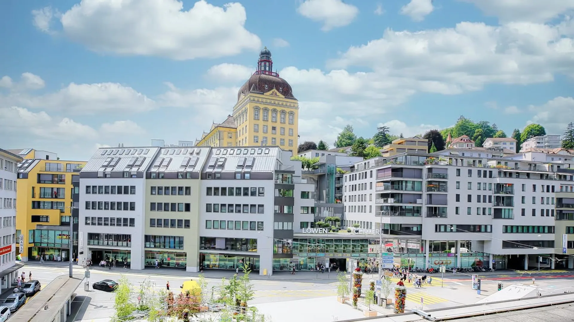 Wohnen beim Löwen Center Luzern - Grosszügige, helle 2.5 Zimmer Wohnung zu mieten