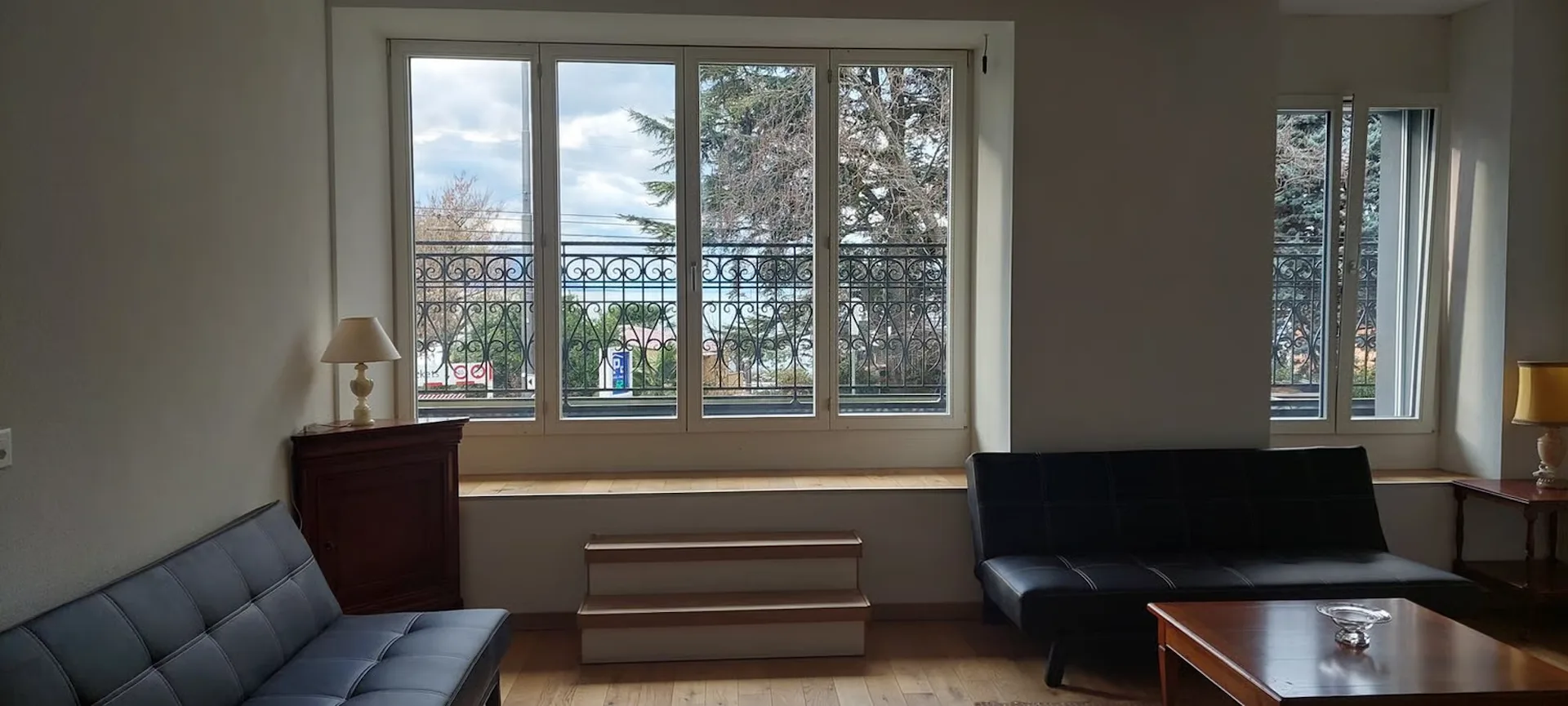 Montreux centre : Espace de 90m² avec balcon (9m²), ascenseur  Bureau ou Appartement