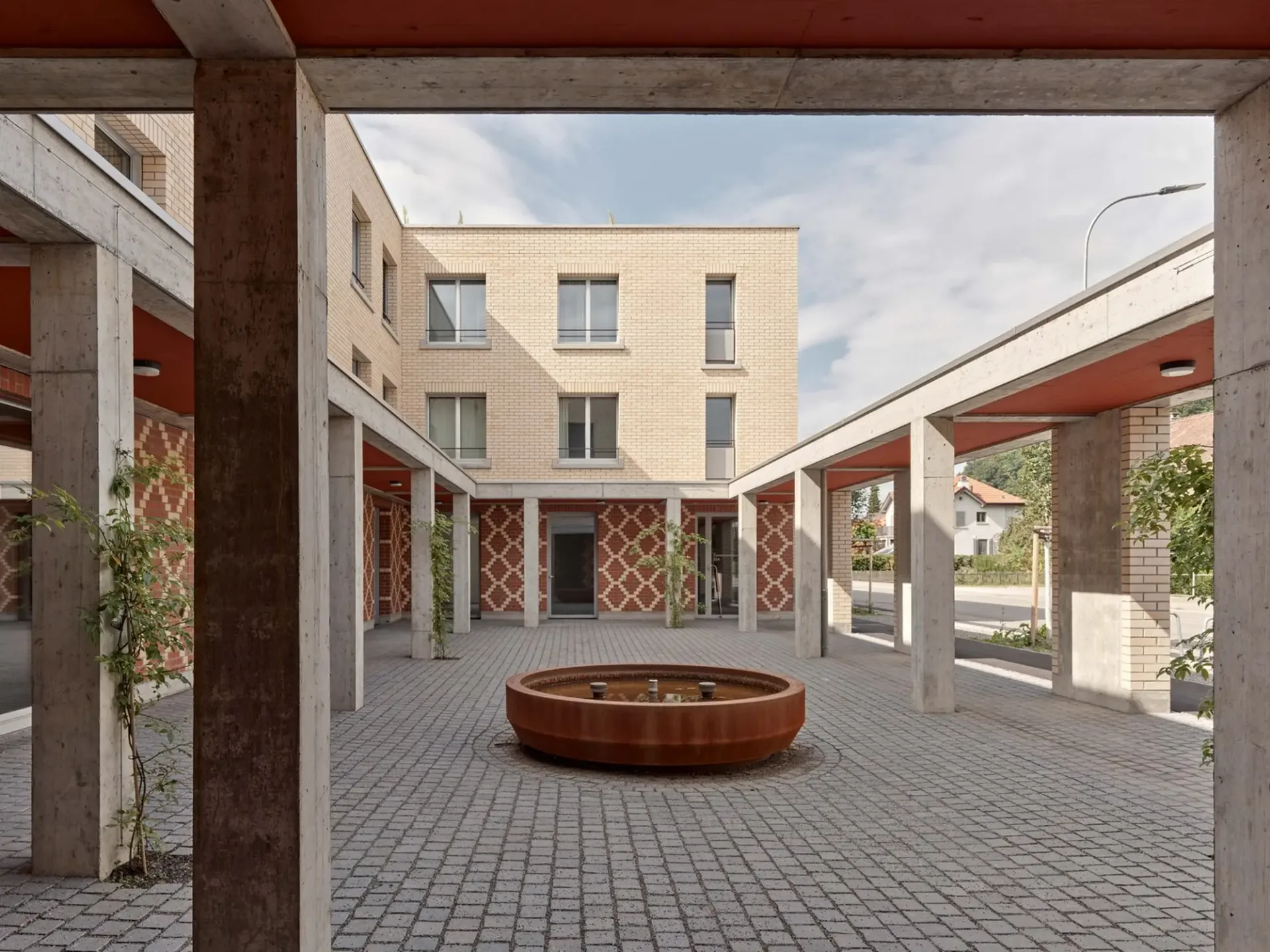 Moderne 4.5-Zimmer-Wohnung mit Balkon in Brugg