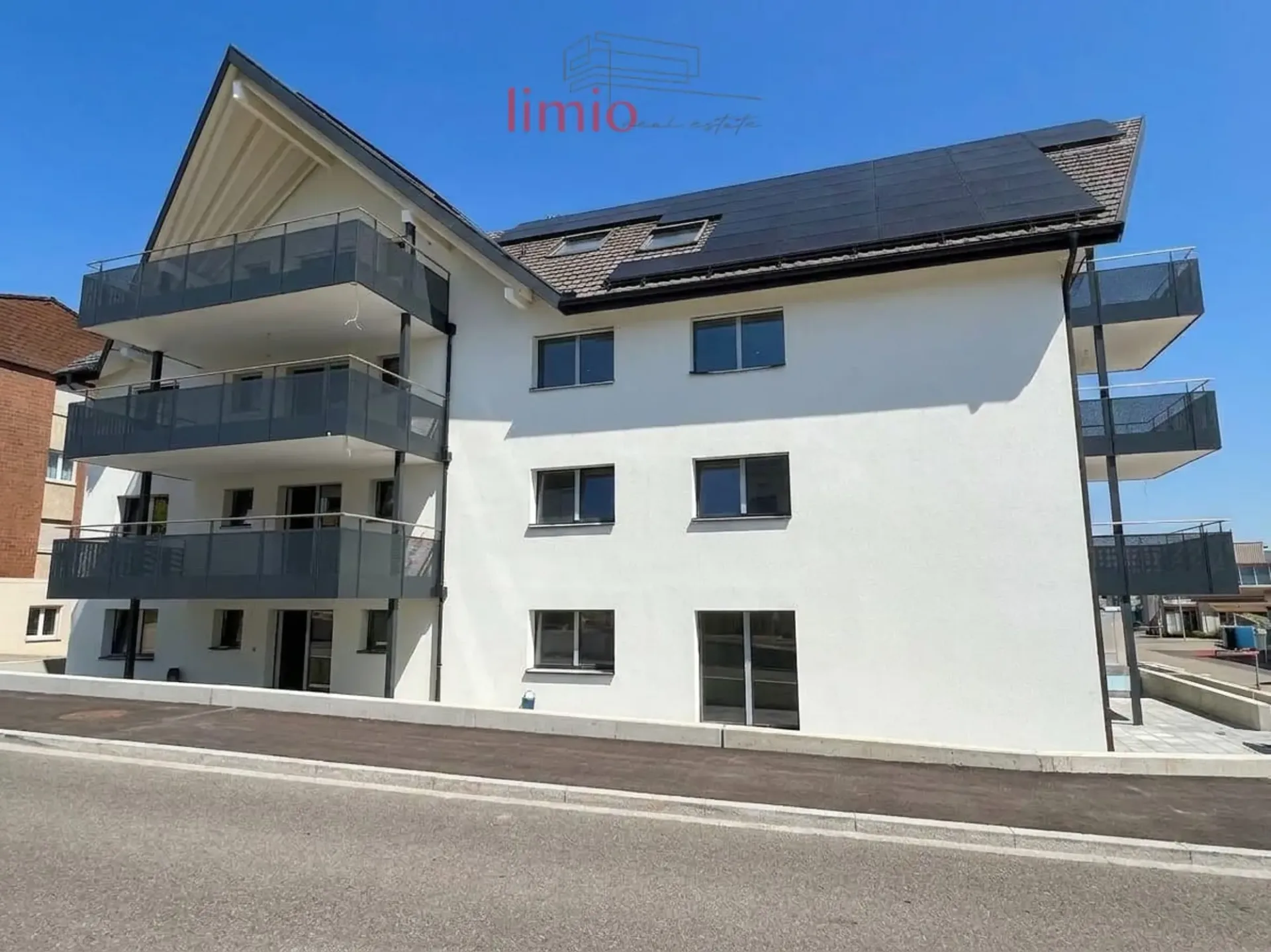Nuova Costruzione: Appartamento 3.5 Locali con Balcone Soleggiato a Sirnach in Vendita
