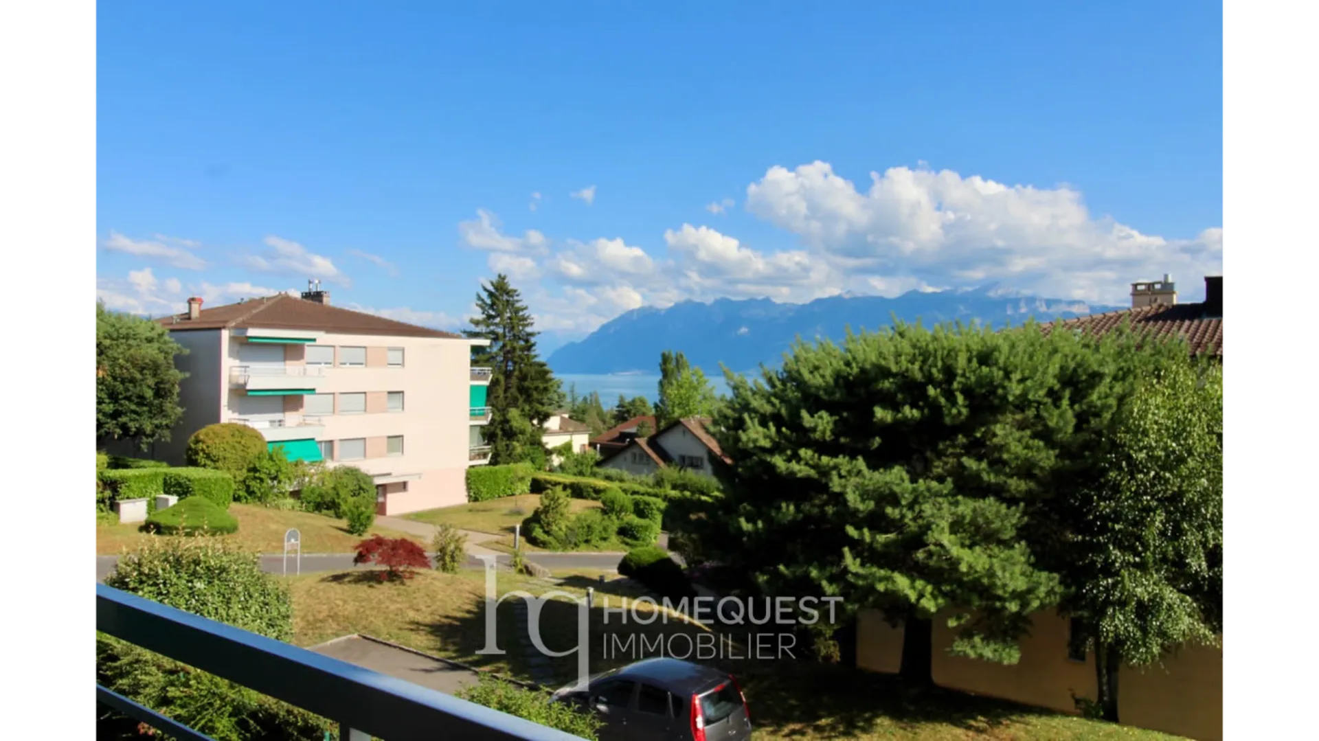 Appartement spacieux entièrement meublé, de 3.5 pièces, avec belle vue lac