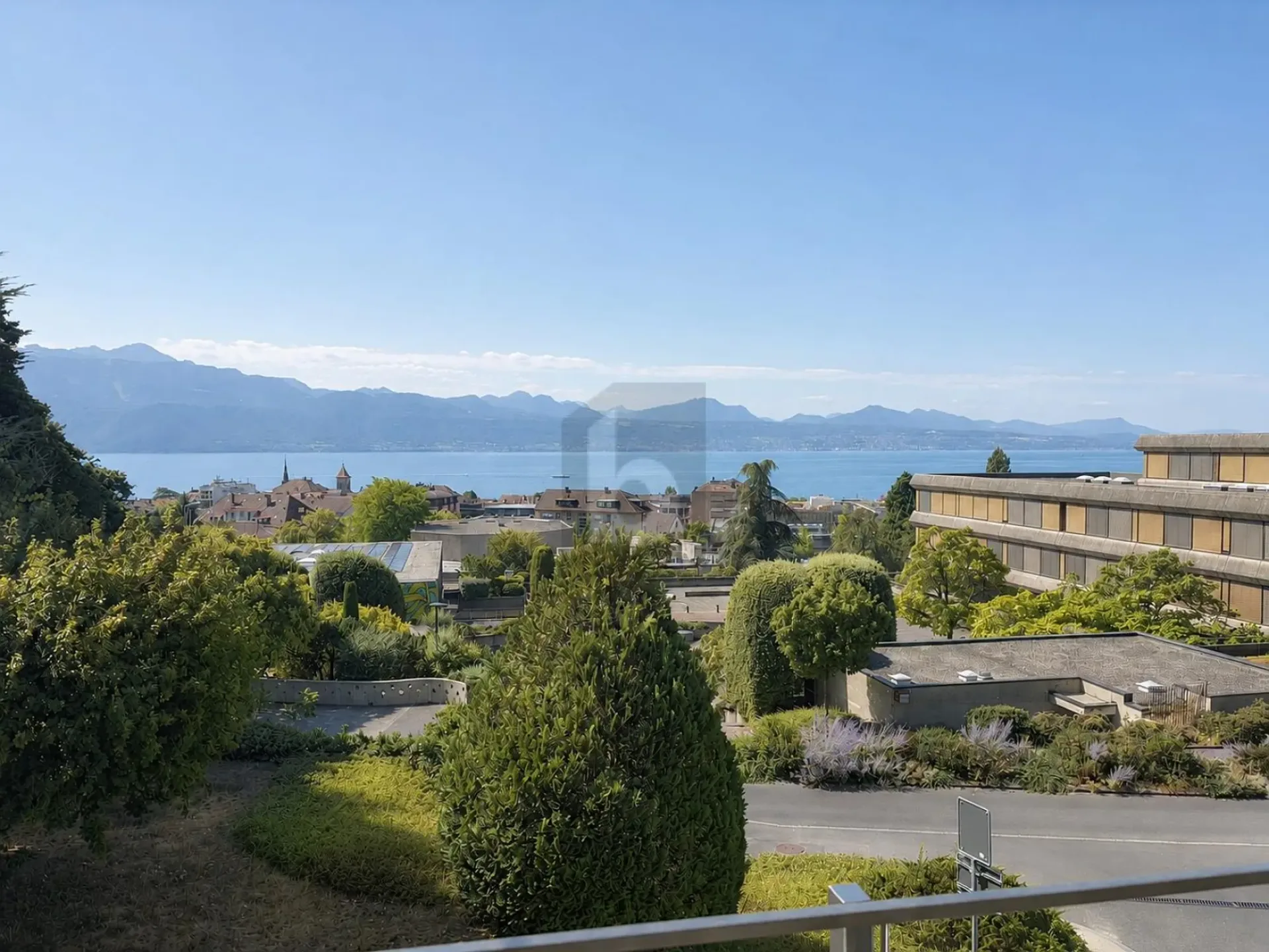 Furnished with Lake View