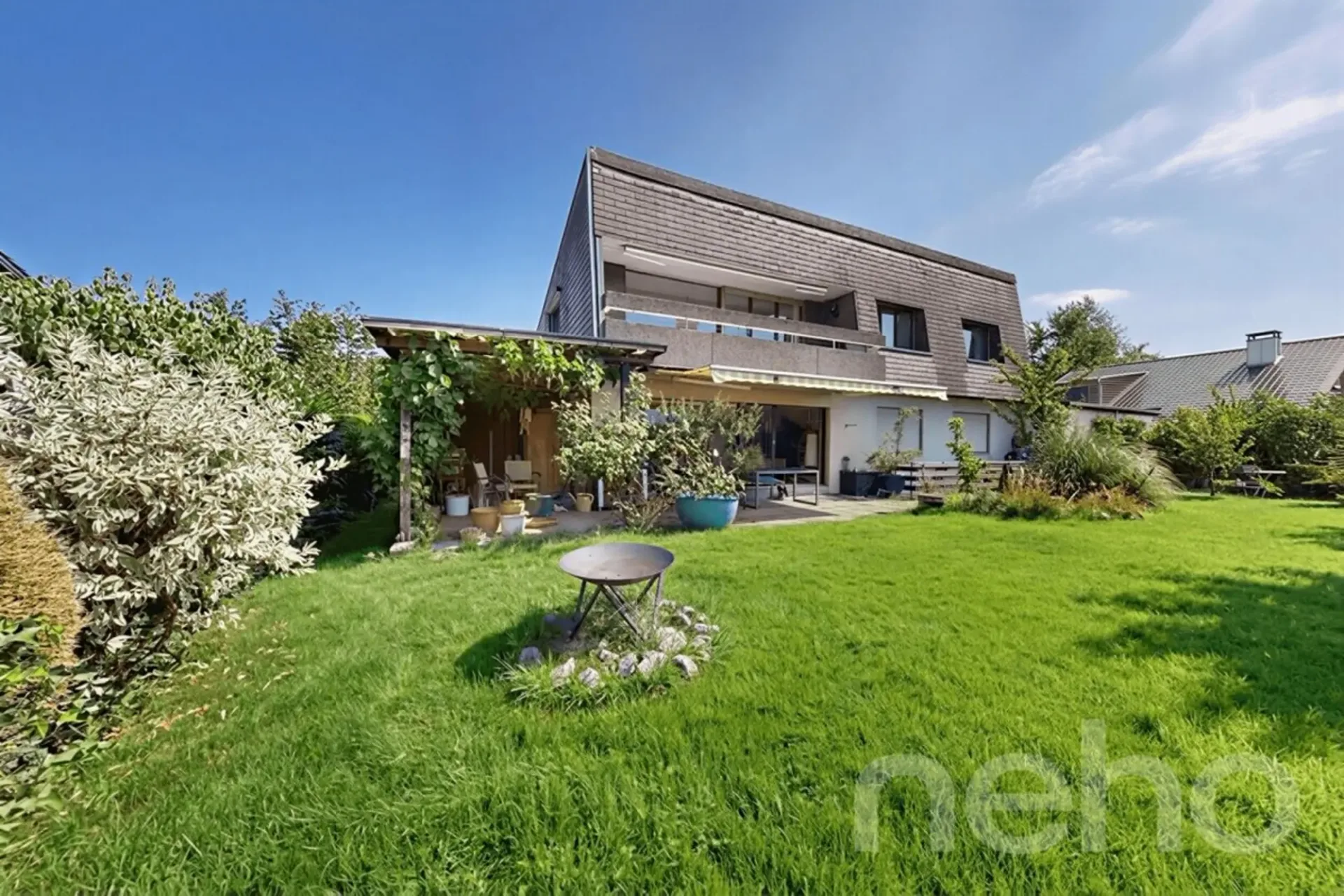 Versatile two-family house with unobstructable views