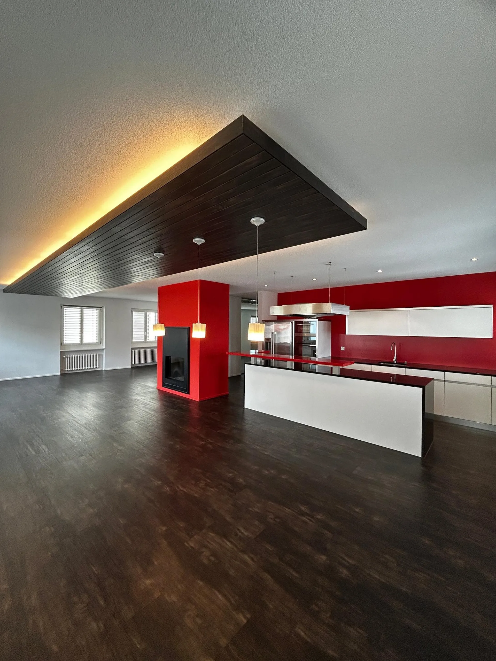 Aussergewöhnliche Designwohnung mit offenem Wohnkonzept im Herzen von Reinach