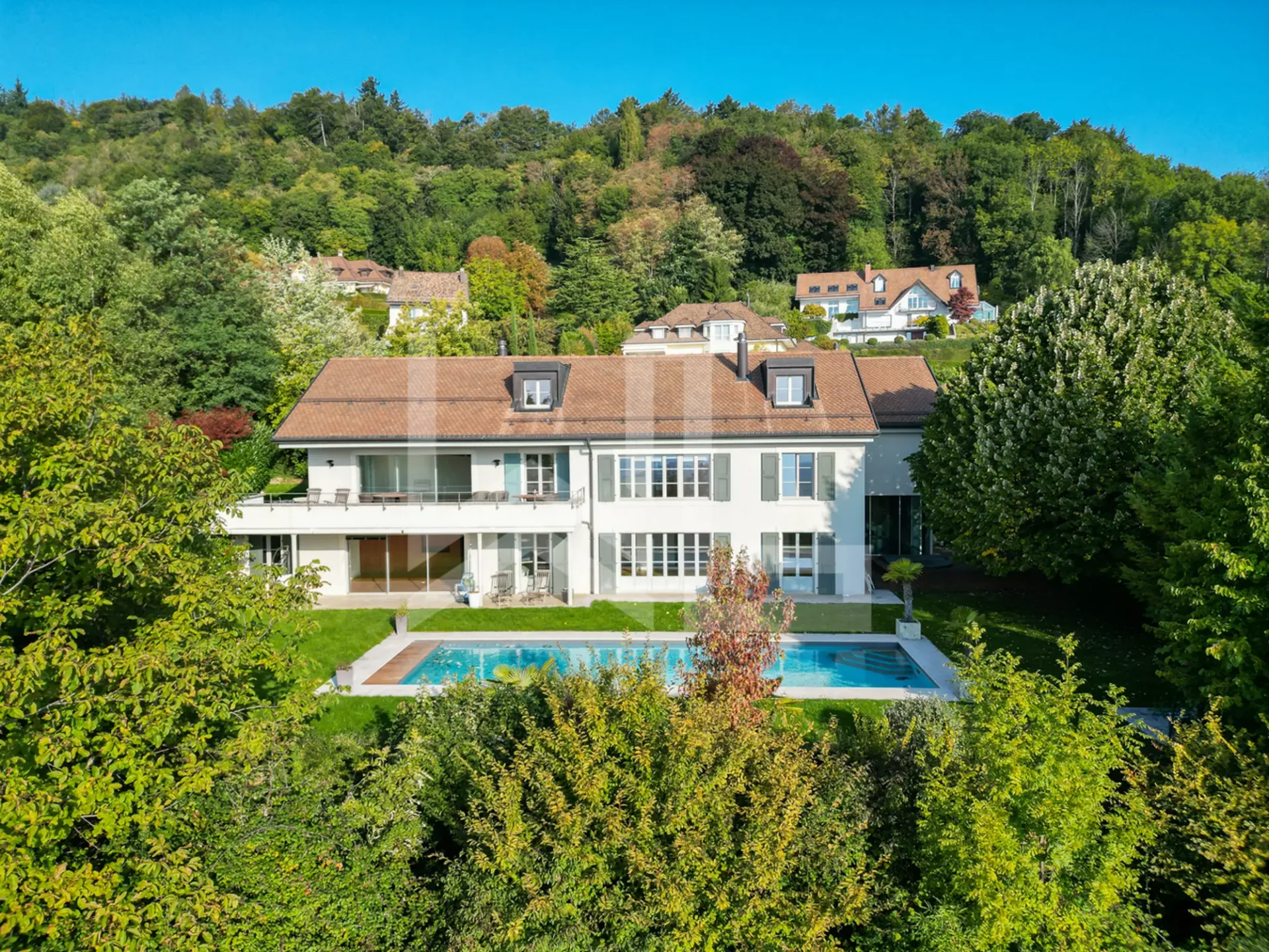 Propriété plein de charme avec vue- quartier calme
