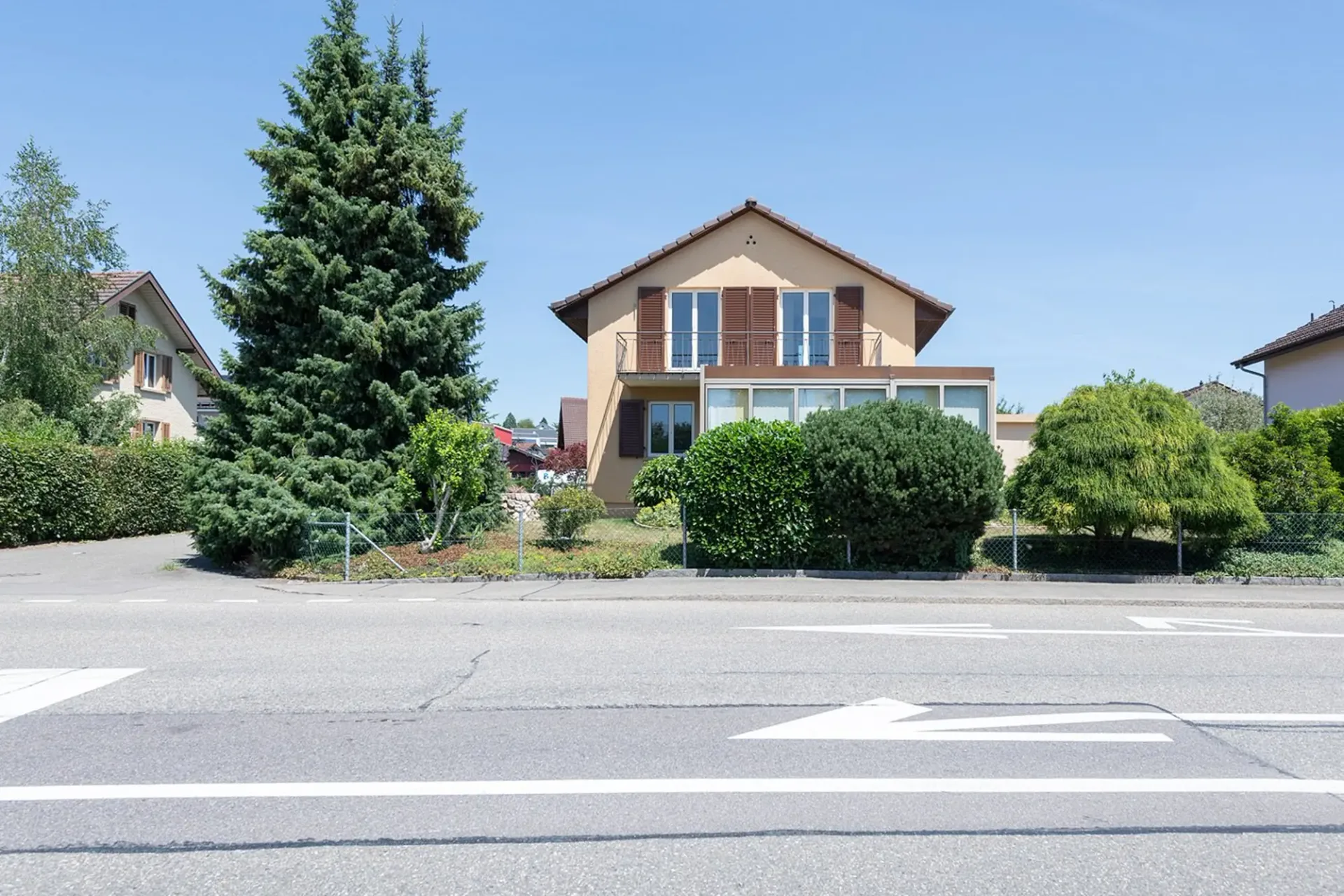 Casa unifamiliare affascinante a Waltenschwil – La tua nuova casa ti aspetta!