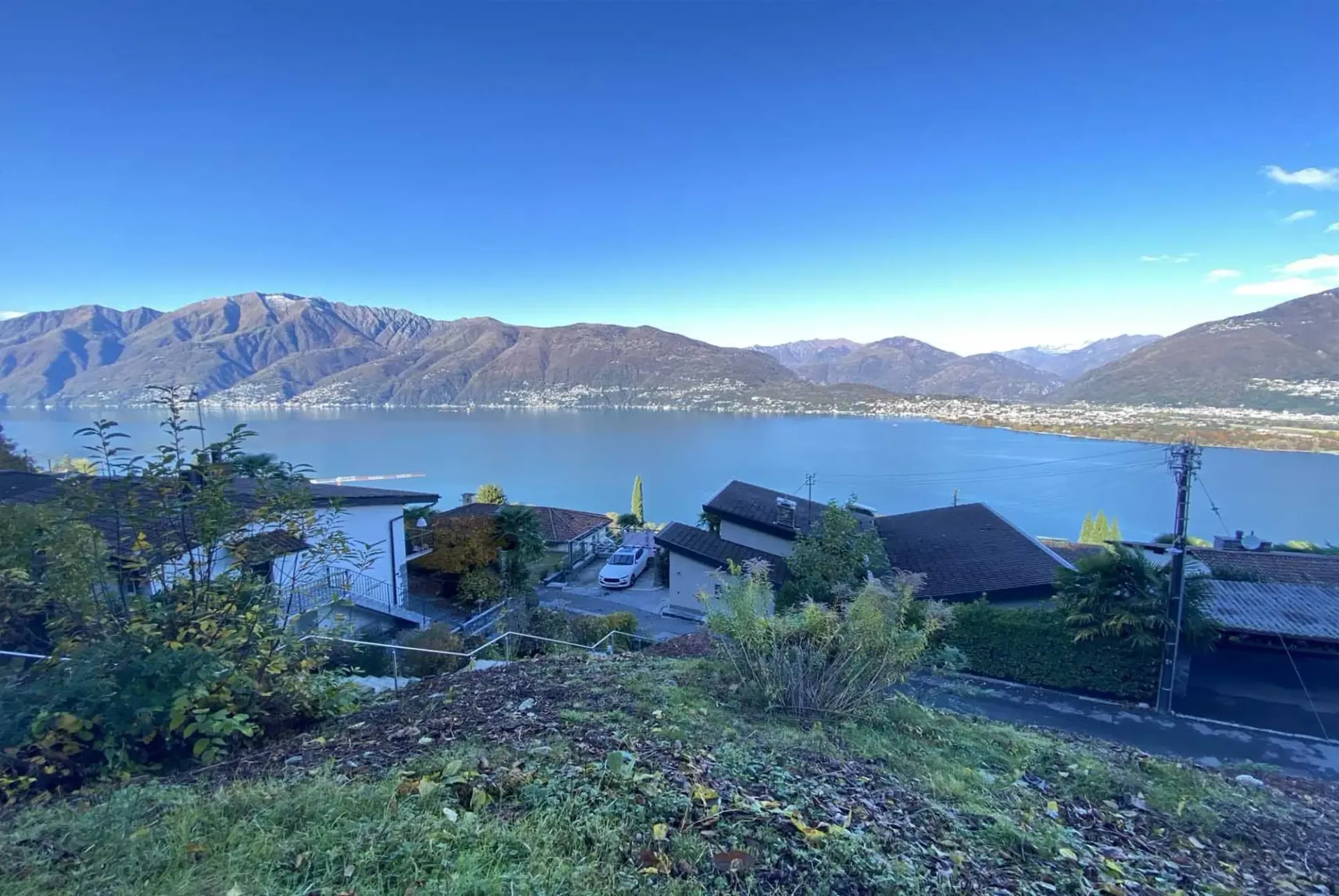 Bauplatz mit Seeblick in Gerra Gambarogno